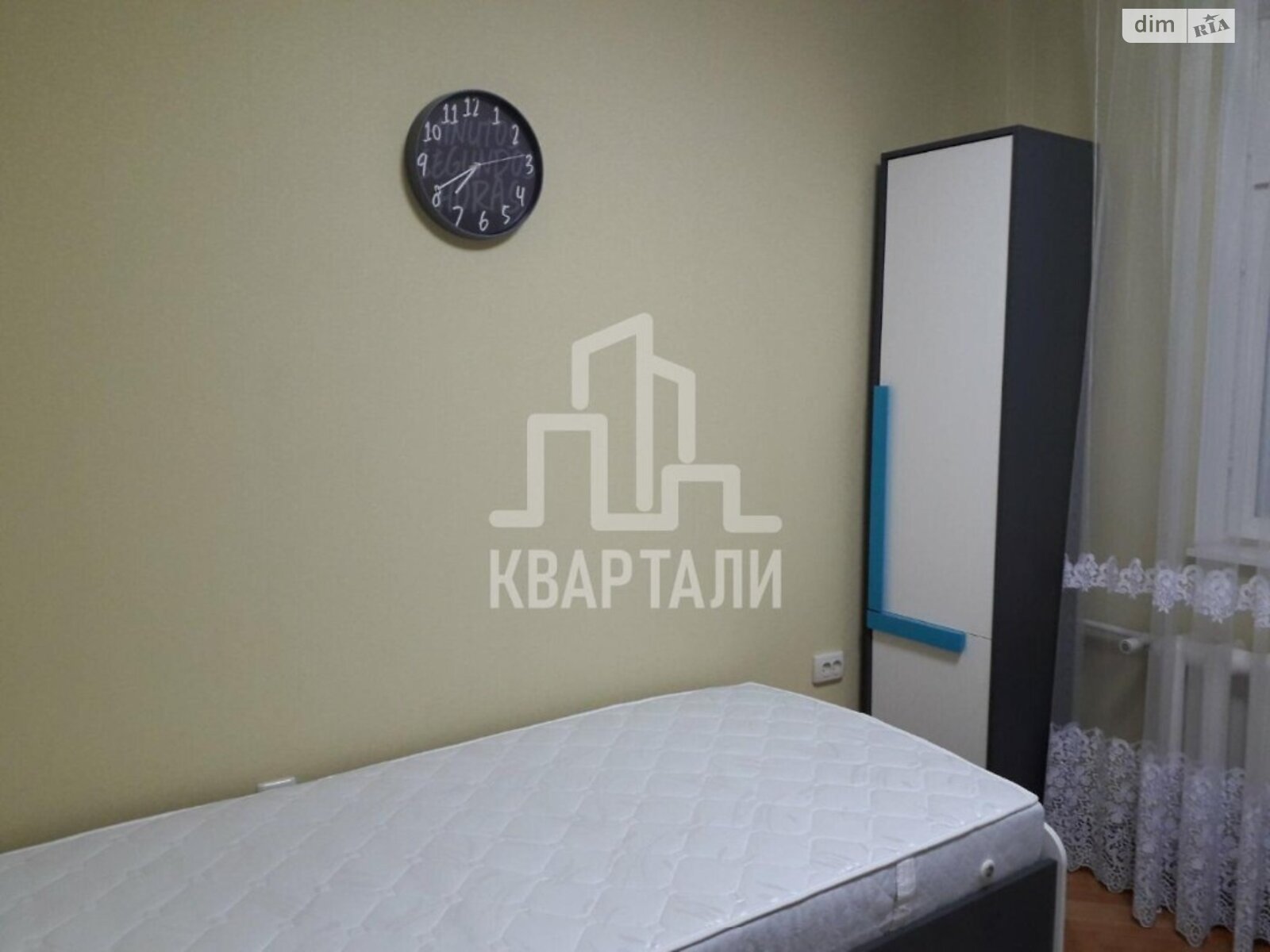 Продажа трехкомнатной квартиры в Киеве, на ул. Кадетский Гай 7, район Александровская Слободка фото 1