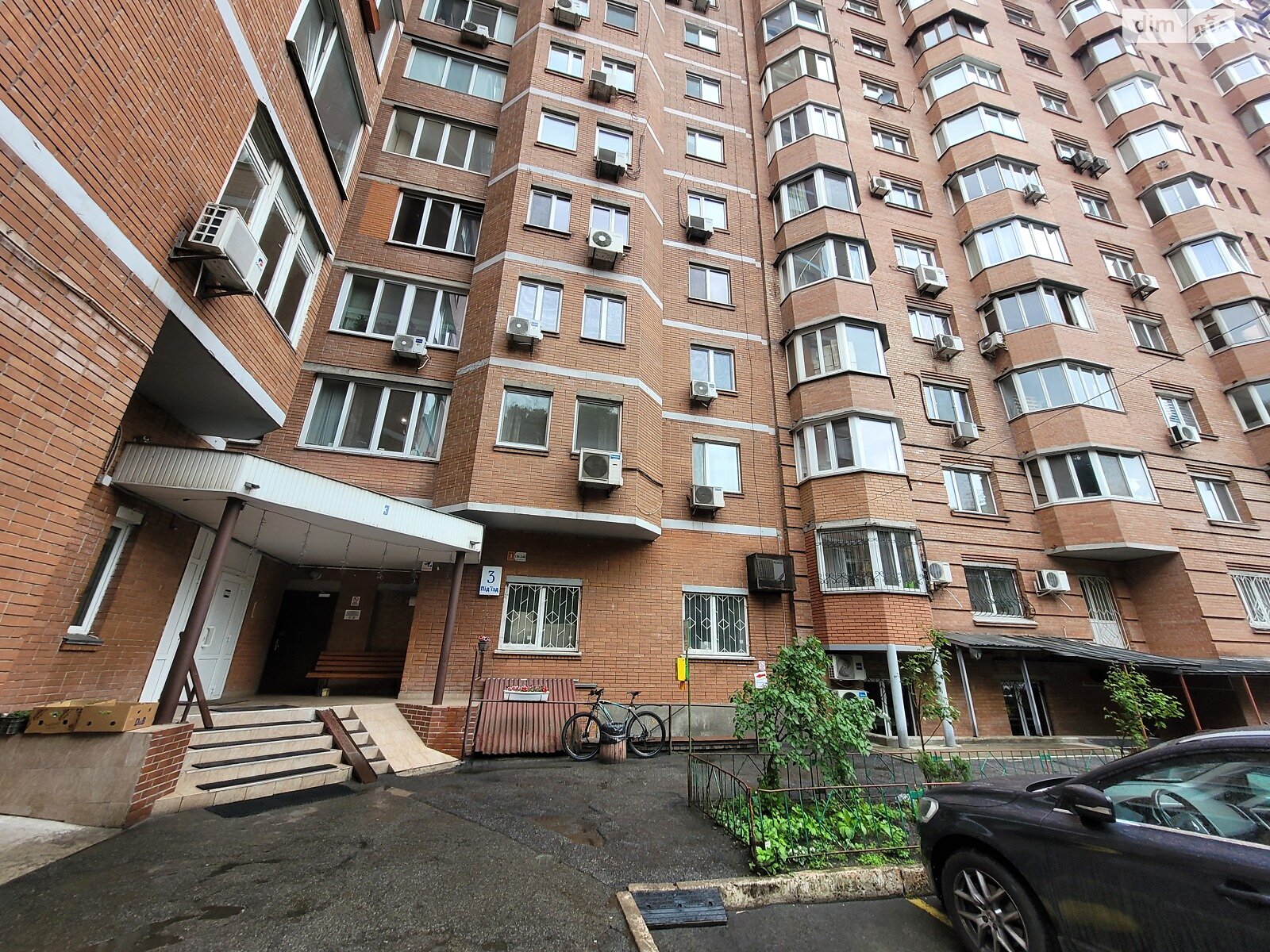 Продажа двухкомнатной квартиры в Киеве, на ул. Клиническая, район Александровская Слободка фото 1 Продажа двухкомнатной квартиры в Киеве, на ул. Клиническая, район Александровская Слободка фото 1