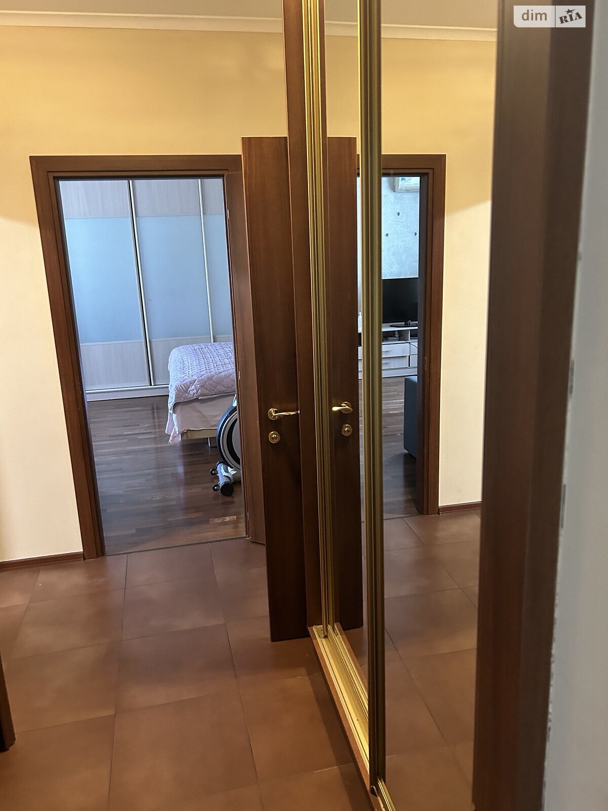 Продаж однокімнатної квартири в Києві, на просп. Лобановського, район Солом'янський фото 1 Продаж однокімнатної квартири в Києві, на просп. Лобановського, район Солом'янський фото 1
