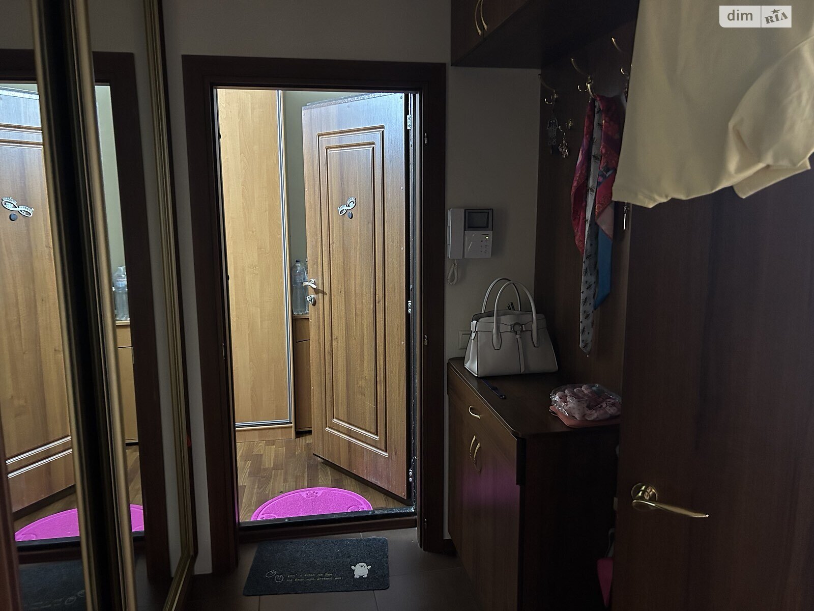 Продаж однокімнатної квартири в Києві, на просп. Лобановського, район Солом'янський фото 1 Продаж однокімнатної квартири в Києві, на просп. Лобановського, район Солом'янський фото 1