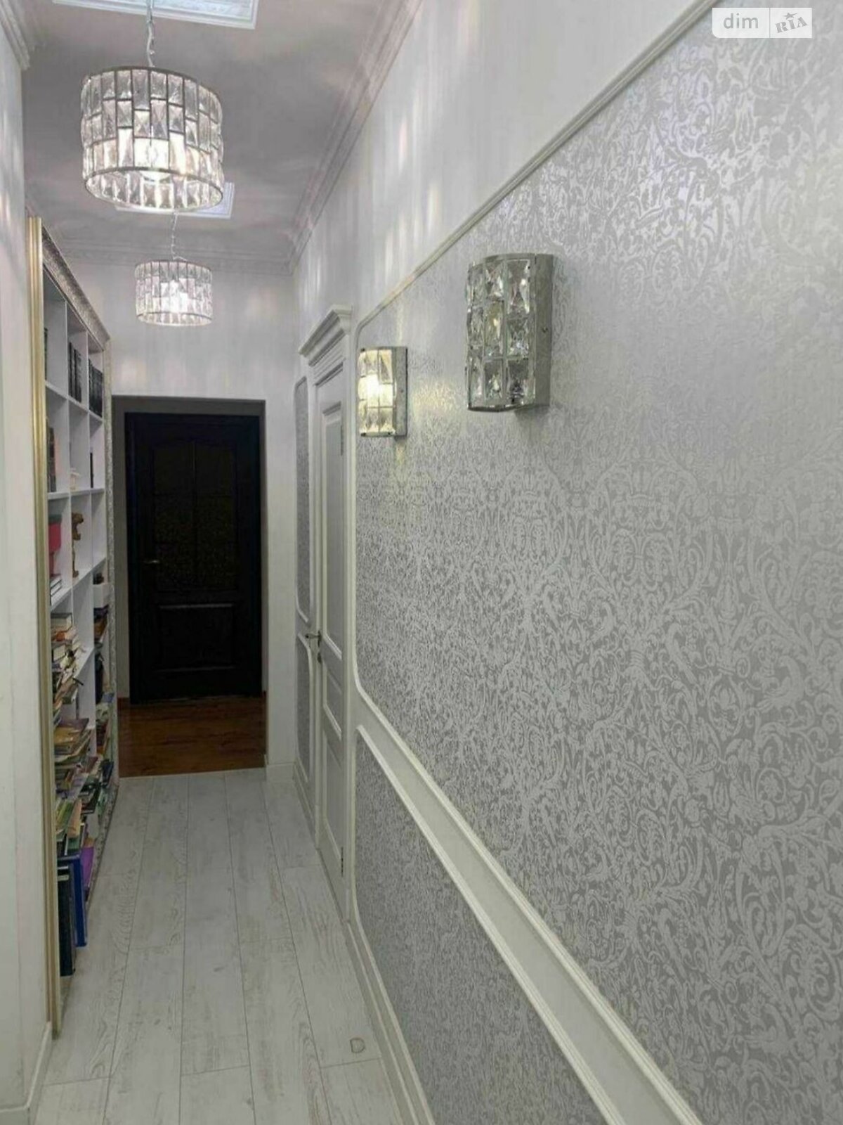 Продажа трехкомнатной квартиры в Киеве, на просп. Лобановського 4А, район Александровская Слободка фото 1 Продажа трехкомнатной квартиры в Киеве, на просп. Лобановського 4А, район Александровская Слободка фото 1