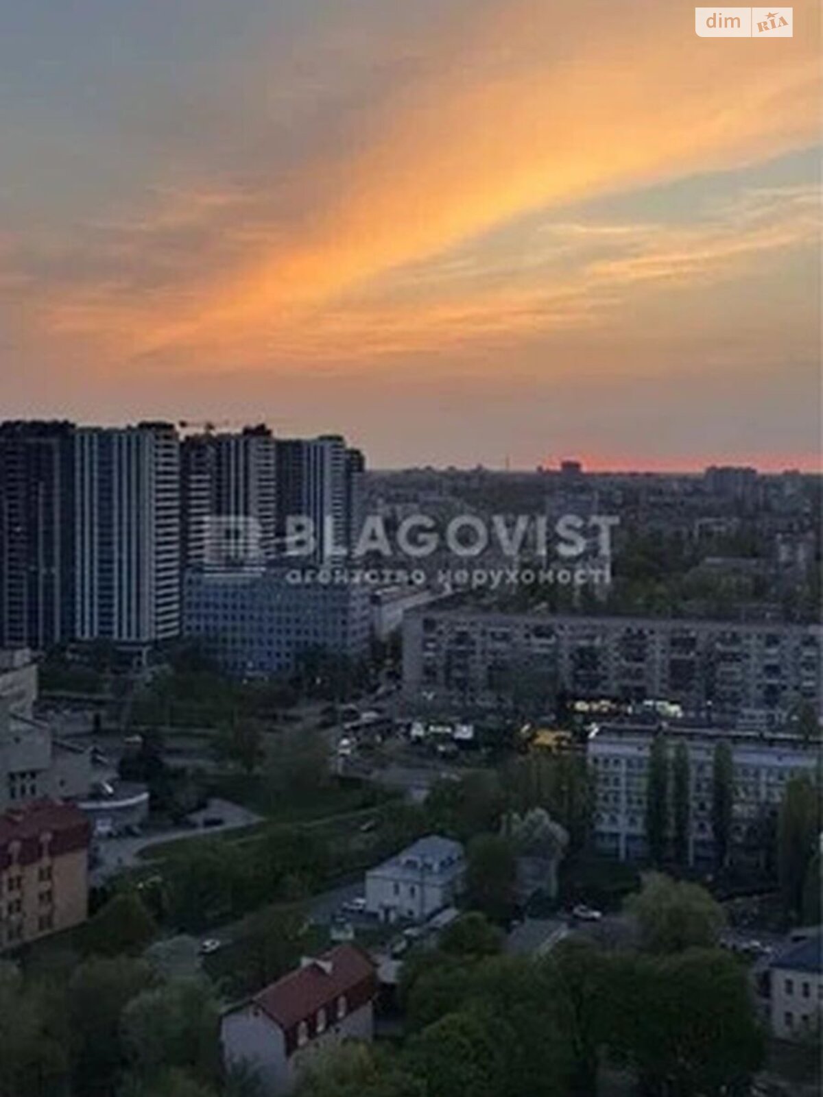 Продажа трехкомнатной квартиры в Киеве, на просп. Лобановського 4А, район Александровская Слободка фото 1 Продажа трехкомнатной квартиры в Киеве, на просп. Лобановського 4А, район Александровская Слободка фото 1