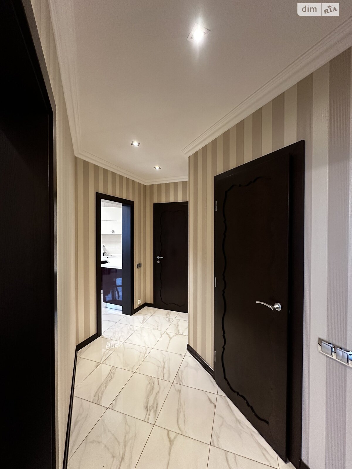 Продажа двухкомнатной квартиры в Киеве, на просп. Лобановского 4Г, район Александровская Слободка фото 1 Продажа двухкомнатной квартиры в Киеве, на просп. Лобановского 4Г, район Александровская Слободка фото 1