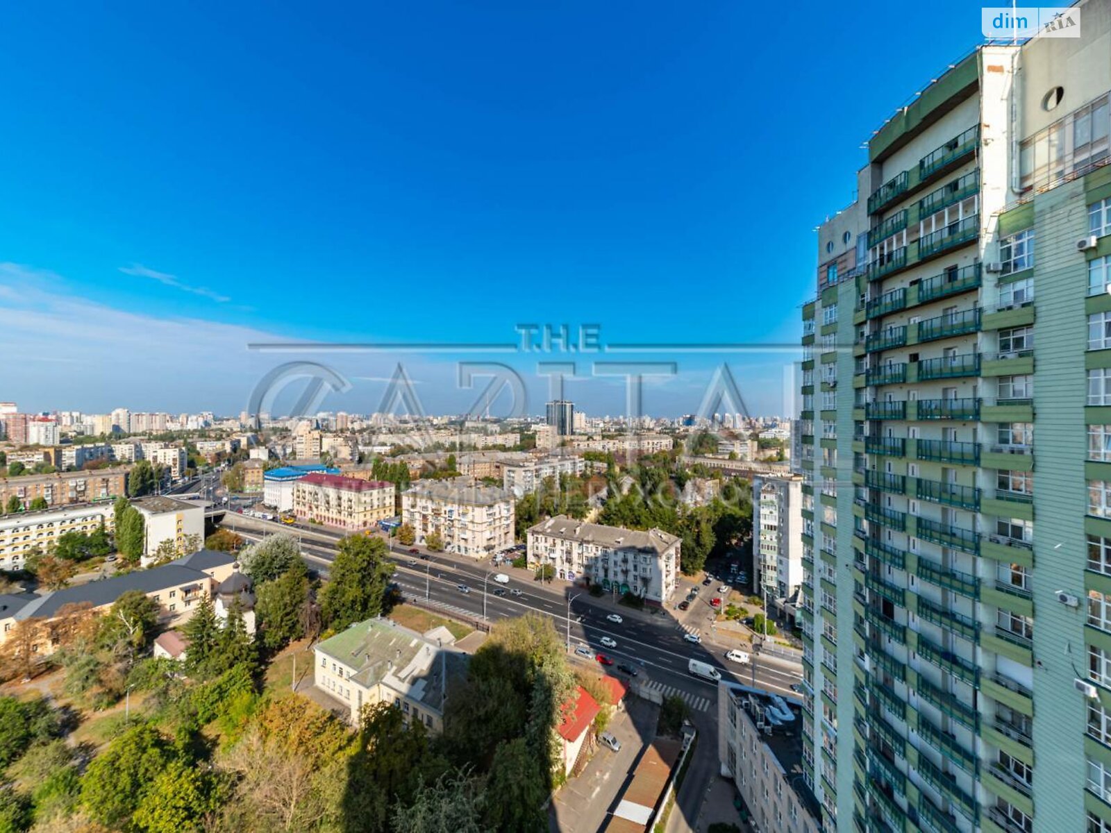 Продаж трикімнатної квартири в Києві, на просп. Червонозоряний 4Б, район Солом'янський фото 1 Продаж трикімнатної квартири в Києві, на просп. Червонозоряний 4Б, район Солом'янський фото 1