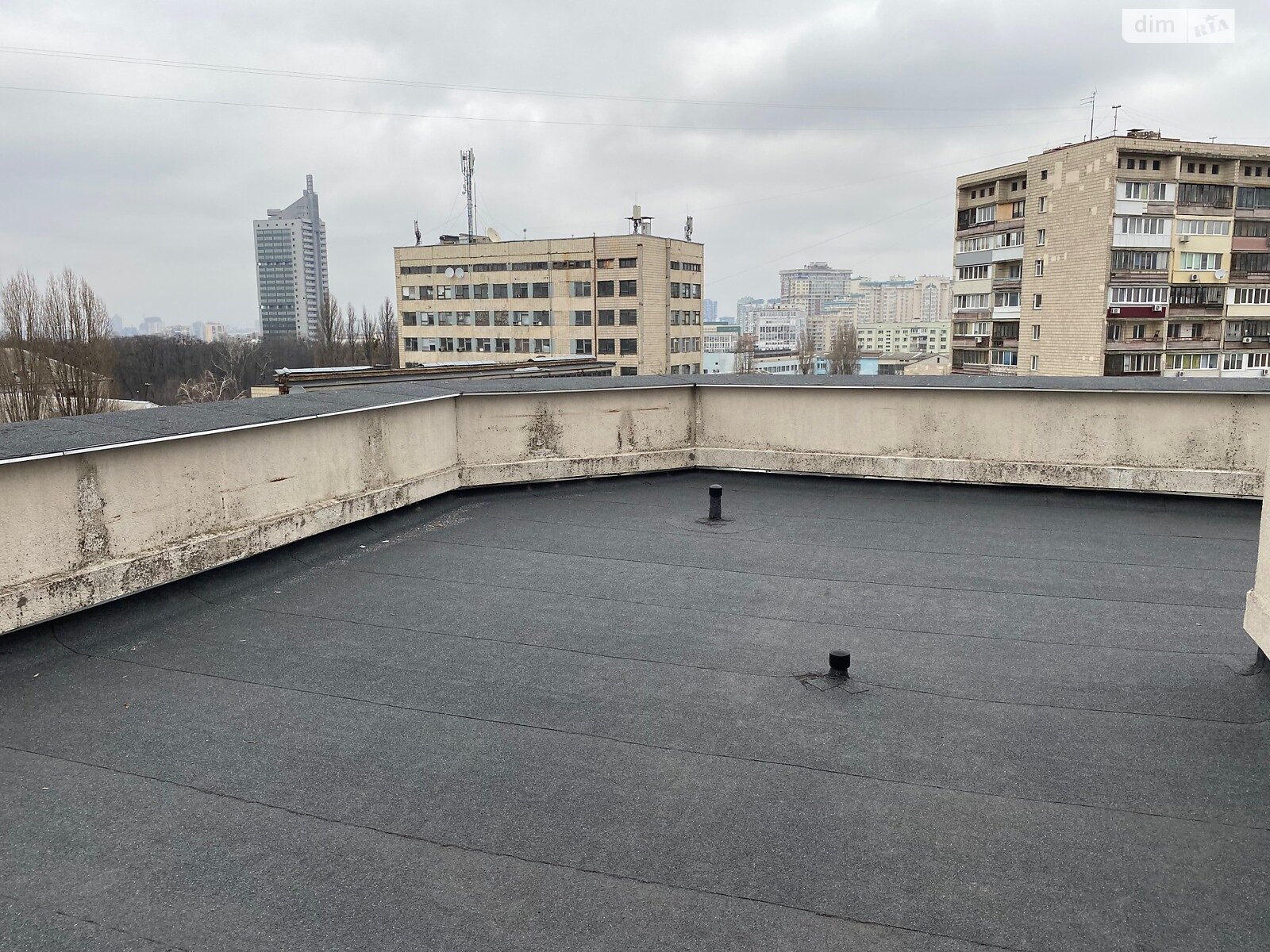 Продаж чотирикімнатної квартири в Києві, на вул. Максима Кривоноса 15, район Олександрівська Слобідка фото 1 Продаж чотирикімнатної квартири в Києві, на вул. Максима Кривоноса 15, район Олександрівська Слобідка фото 1