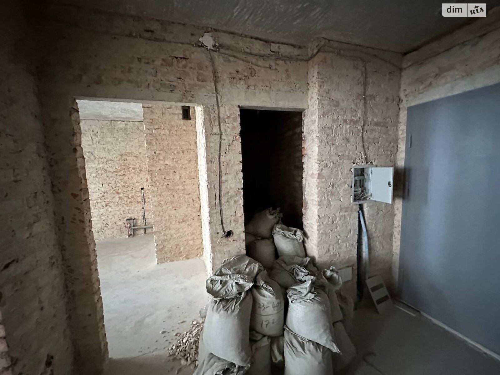 Продажа двухкомнатной квартиры в Киеве, на ул. Максима Кривоноса 17, район Александровская Слободка фото 1 Продажа двухкомнатной квартиры в Киеве, на ул. Максима Кривоноса 17, район Александровская Слободка фото 1