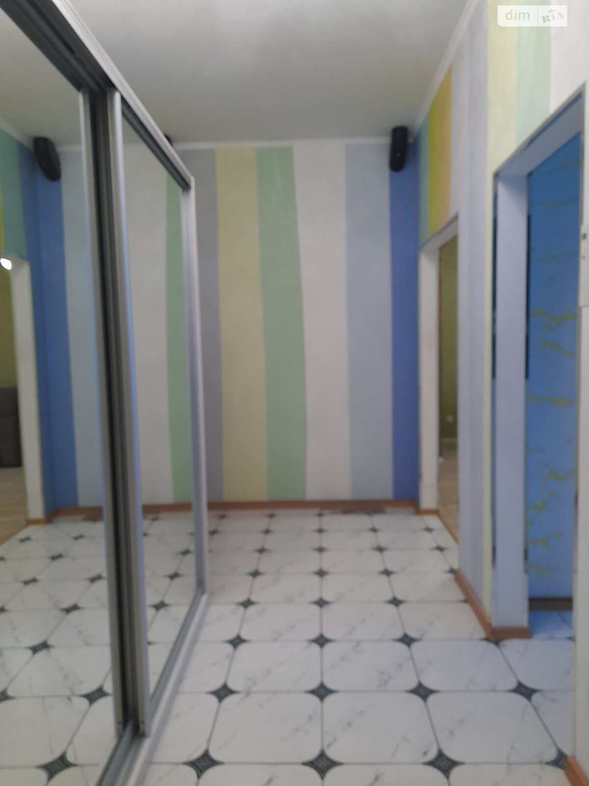 Продажа трехкомнатной квартиры в Киеве, на ул. Максима Кривоноса 15, район Александровская Слободка фото 1