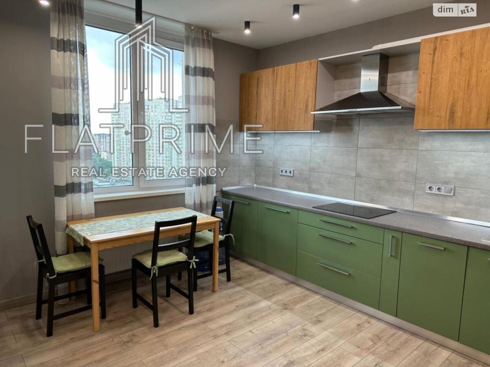 Продажа двухкомнатной квартиры в Киеве, на ул. Освиты 16А, район Александровская Слободка фото 1 Продажа двухкомнатной квартиры в Киеве, на ул. Освиты 16А, район Александровская Слободка фото 1