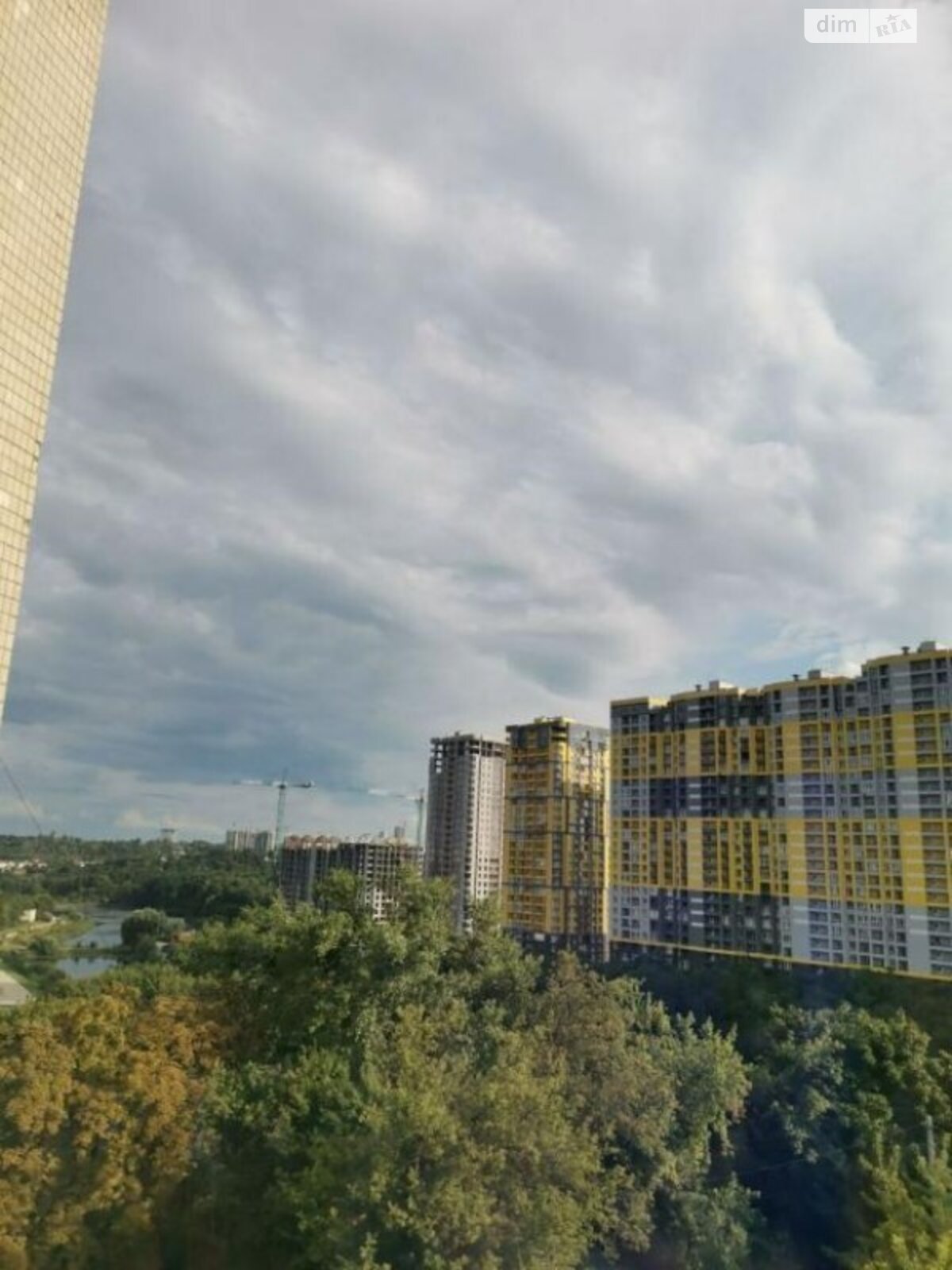 Продажа трехкомнатной квартиры в Киеве, на ул. Петра Радченко 14, район Александровская Слободка фото 1 Продажа трехкомнатной квартиры в Киеве, на ул. Петра Радченко 14, район Александровская Слободка фото 1