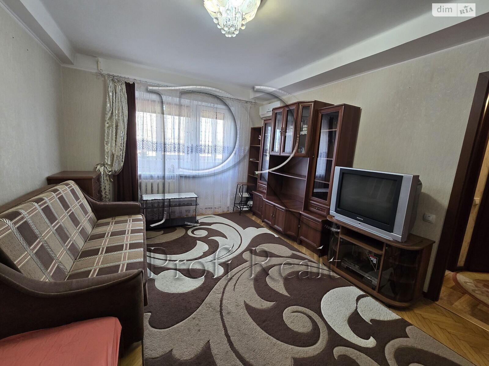 Продажа однокомнатной квартиры в Киеве, на ул. Преображенская 16, район Александровская Слободка фото 1 Продажа однокомнатной квартиры в Киеве, на ул. Преображенская 16, район Александровская Слободка фото 1