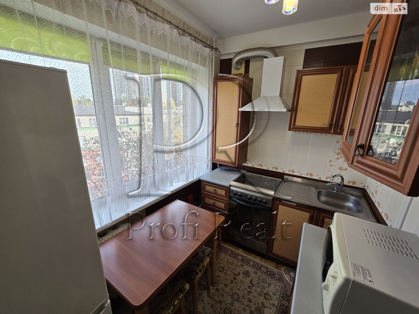 Продажа однокомнатной квартиры в Киеве, на ул. Преображенская 16, район Александровская Слободка фото 1 Продажа однокомнатной квартиры в Киеве, на ул. Преображенская 16, район Александровская Слободка фото 1