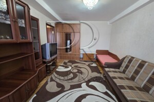 Продажа однокомнатной квартиры в Киеве, на ул. Преображенская 16, район Александровская Слободка фото 2 Продажа однокомнатной квартиры в Киеве, на ул. Преображенская 16, район Александровская Слободка фото 2