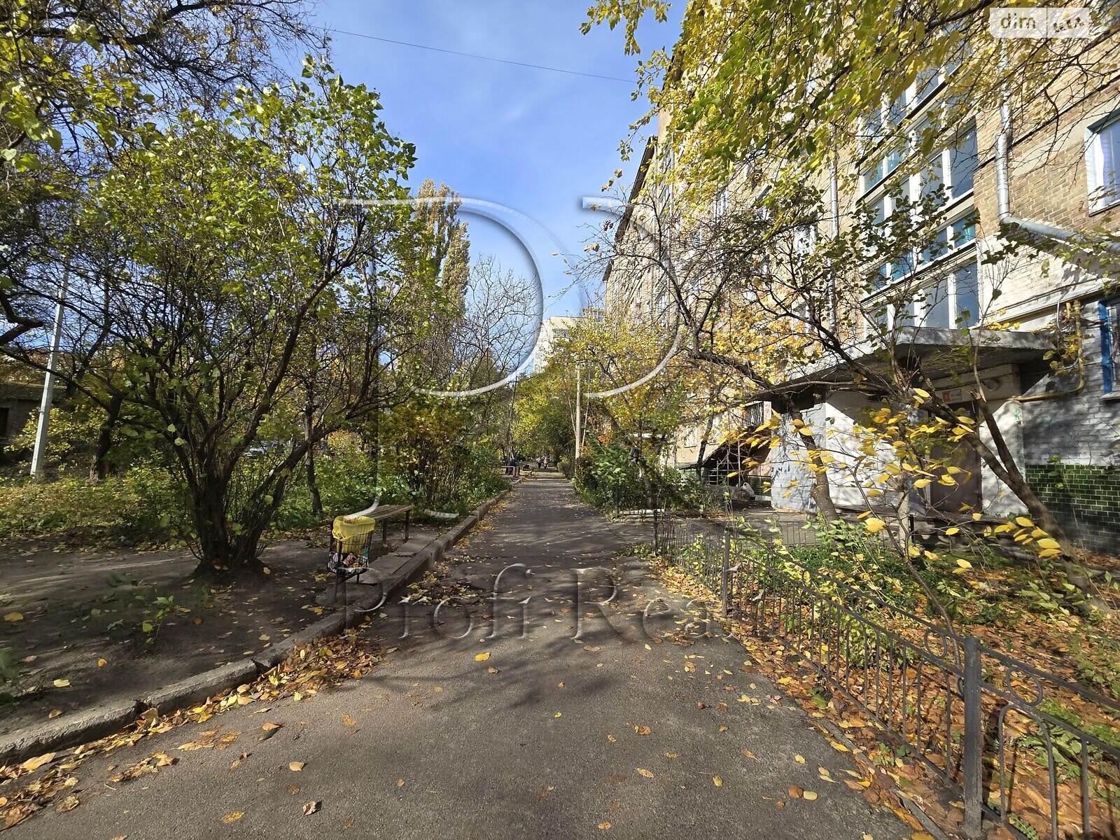 Продажа однокомнатной квартиры в Киеве, на ул. Преображенская 16, район Александровская Слободка фото 1 Продажа однокомнатной квартиры в Киеве, на ул. Преображенская 16, район Александровская Слободка фото 1