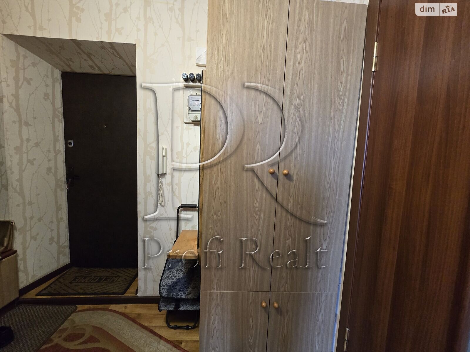 Продажа однокомнатной квартиры в Киеве, на ул. Преображенская 16, район Александровская Слободка фото 1 Продажа однокомнатной квартиры в Киеве, на ул. Преображенская 16, район Александровская Слободка фото 1