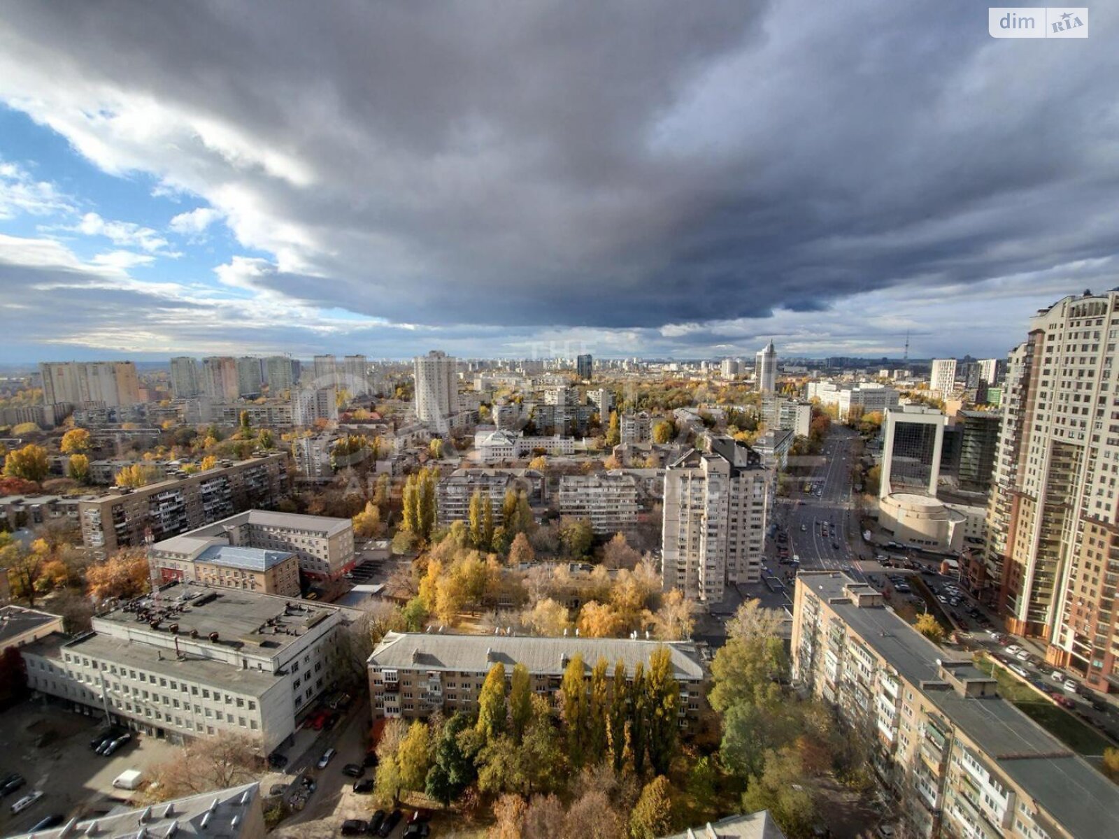 Продажа трехкомнатной квартиры в Киеве, на ул. Соломенская 20В, район Александровская Слободка фото 1 Продажа трехкомнатной квартиры в Киеве, на ул. Соломенская 20В, район Александровская Слободка фото 1