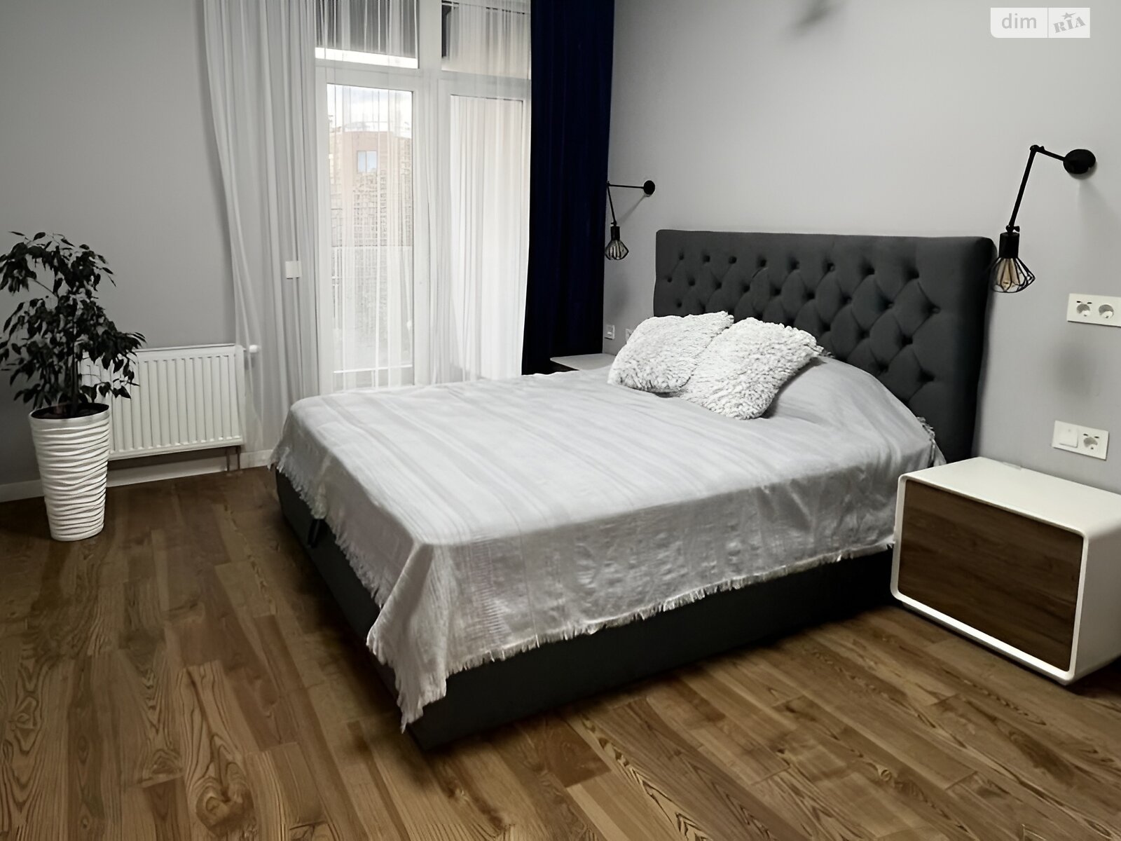 Продажа двухкомнатной квартиры в Киеве, на ул. Университетская 17А, район Александровская Слободка фото 1 Продажа двухкомнатной квартиры в Киеве, на ул. Университетская 17А, район Александровская Слободка фото 1