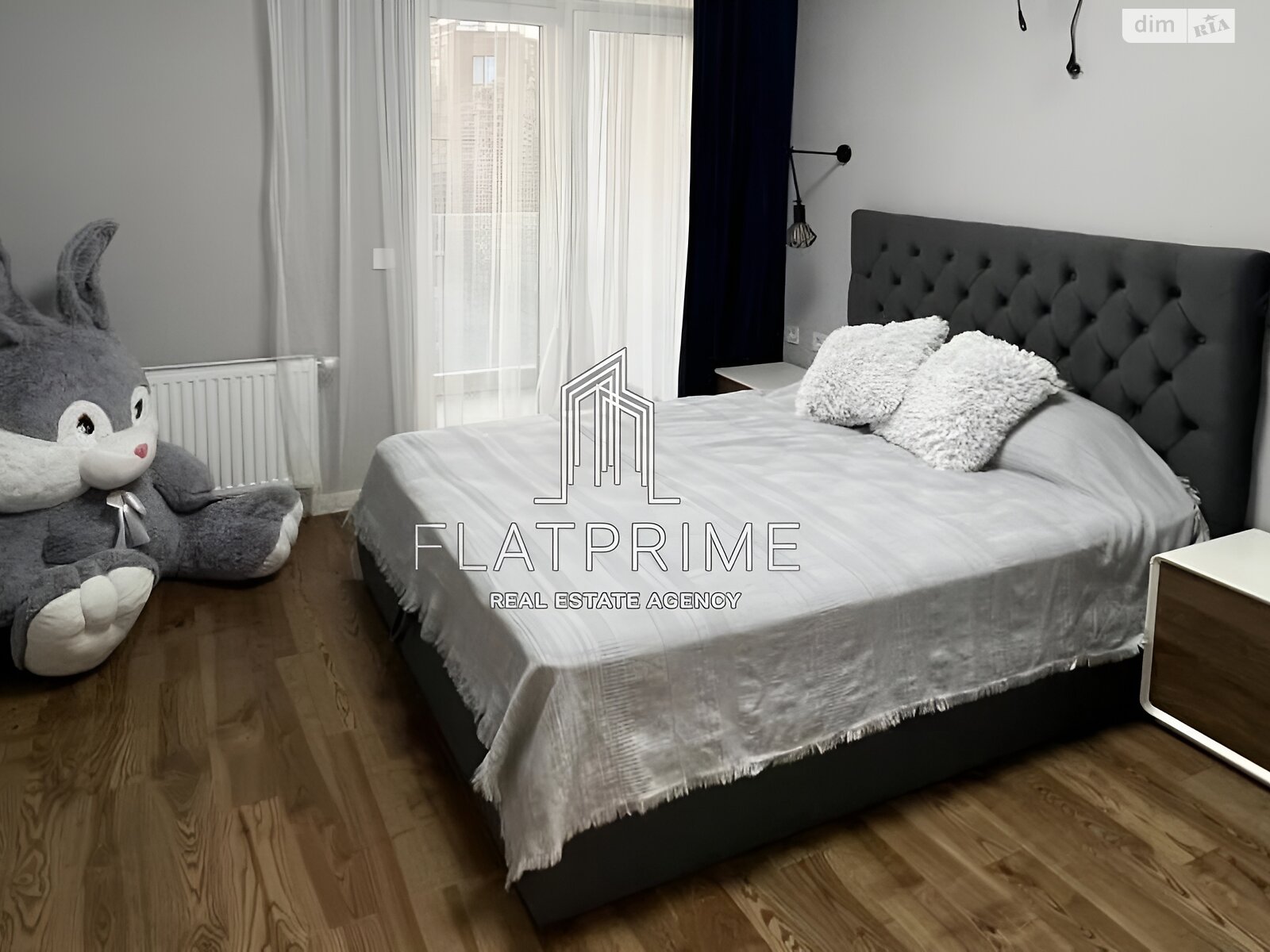 Продажа двухкомнатной квартиры в Киеве, на ул. Университетская 17А, район Александровская Слободка фото 1 Продажа двухкомнатной квартиры в Киеве, на ул. Университетская 17А, район Александровская Слободка фото 1