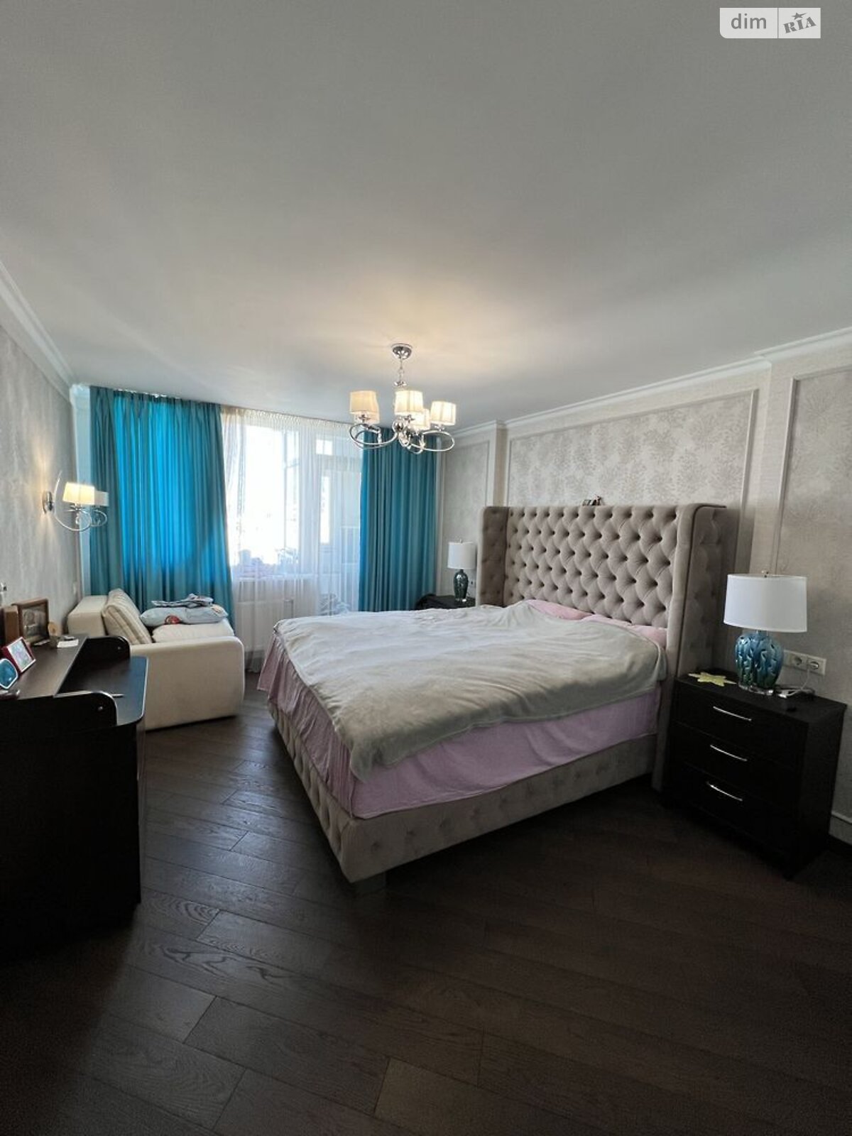 Продаж трикімнатної квартири в Києві, на просп. Червонозоряний 6А, район Олександрівська Слобідка фото 1 Продаж трикімнатної квартири в Києві, на просп. Червонозоряний 6А, район Олександрівська Слобідка фото 1