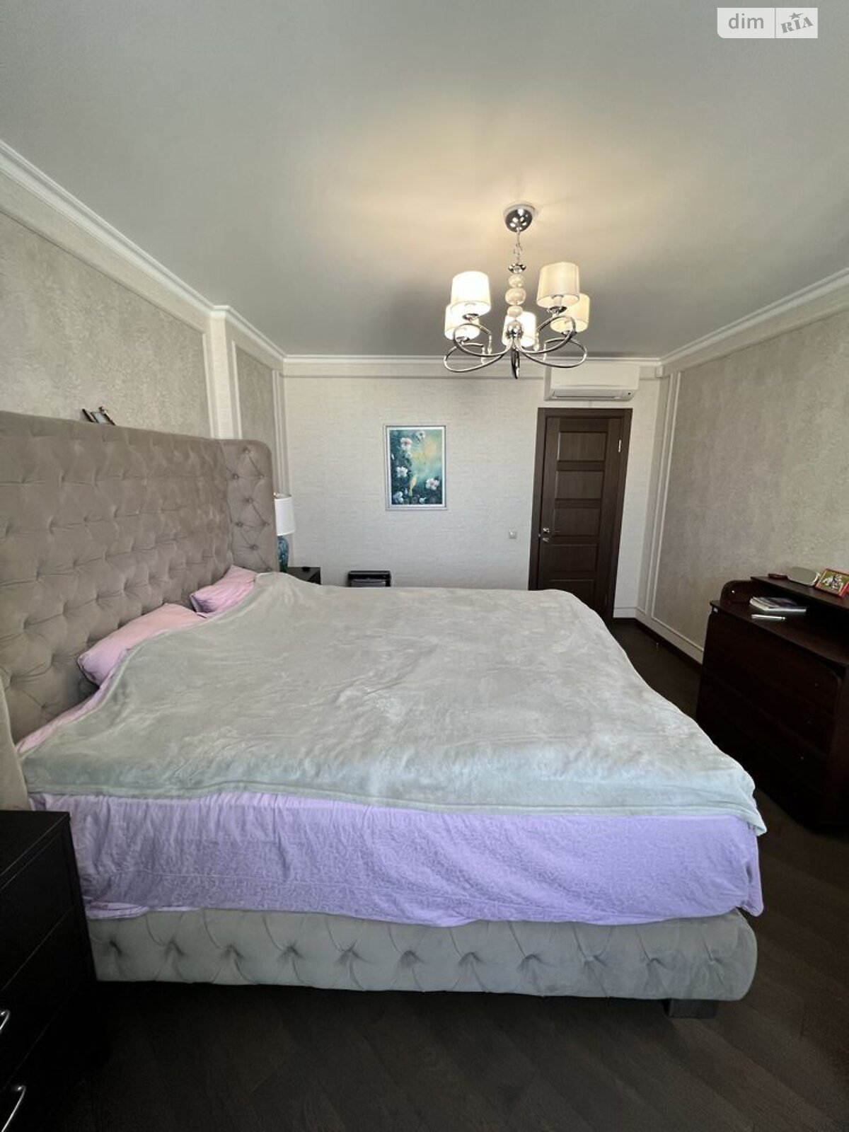 Продаж трикімнатної квартири в Києві, на просп. Червонозоряний 6А, район Олександрівська Слобідка фото 1 Продаж трикімнатної квартири в Києві, на просп. Червонозоряний 6А, район Олександрівська Слобідка фото 1