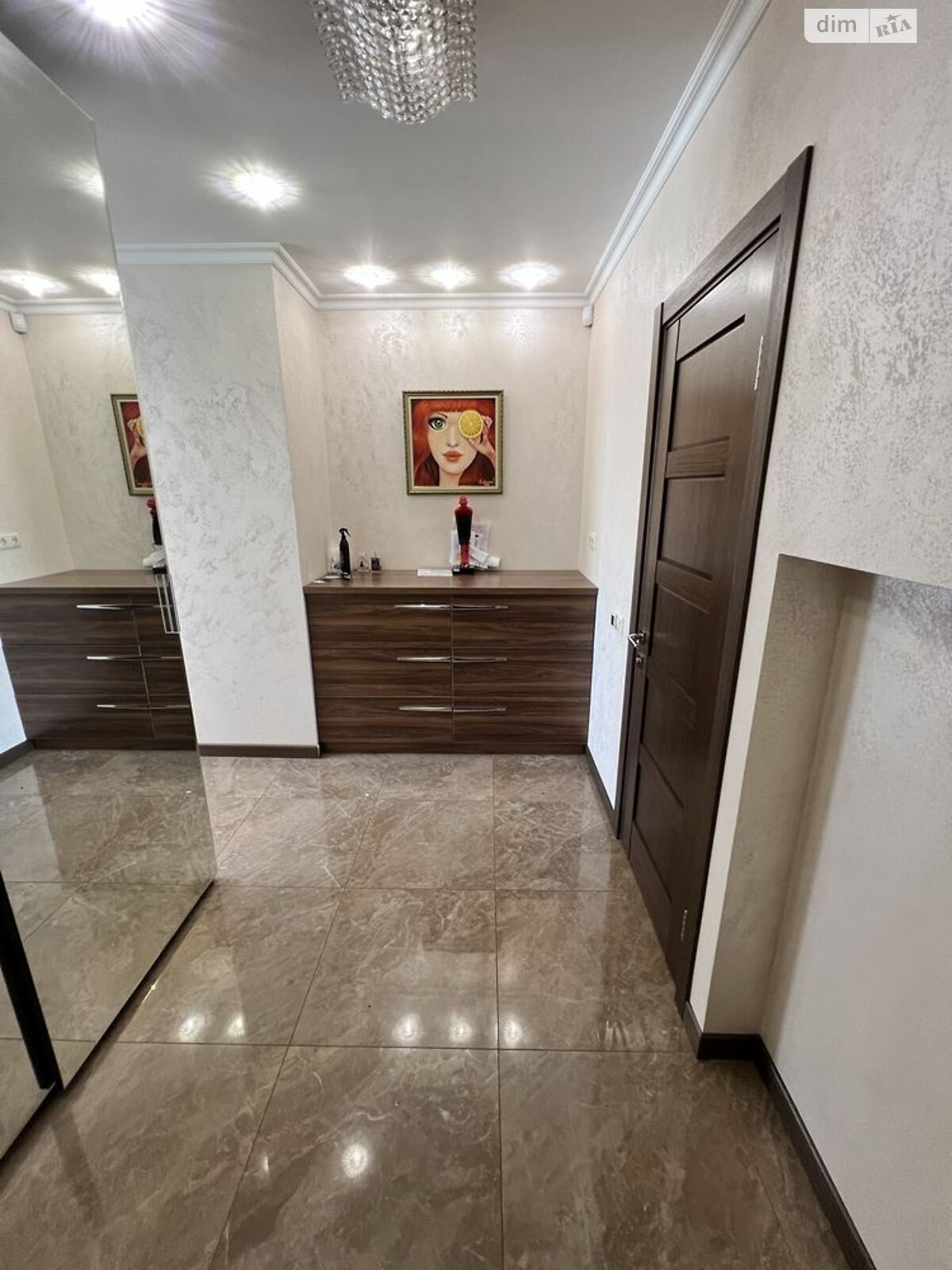 Продаж трикімнатної квартири в Києві, на просп. Червонозоряний 6А, район Олександрівська Слобідка фото 1 Продаж трикімнатної квартири в Києві, на просп. Червонозоряний 6А, район Олександрівська Слобідка фото 1