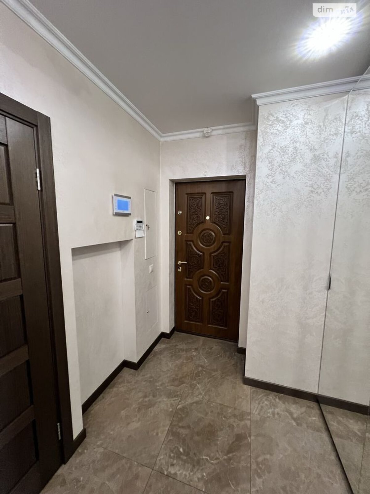Продаж трикімнатної квартири в Києві, на просп. Червонозоряний 6А, район Олександрівська Слобідка фото 1 Продаж трикімнатної квартири в Києві, на просп. Червонозоряний 6А, район Олександрівська Слобідка фото 1