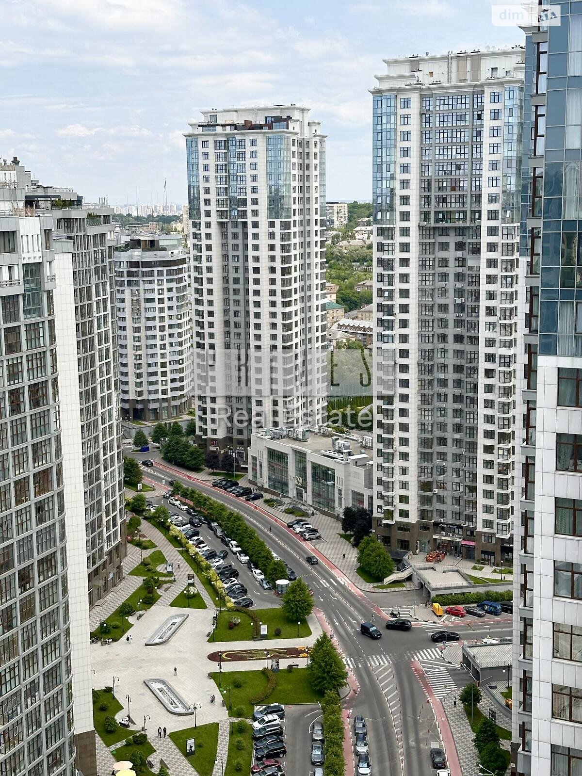 Продаж двокімнатної квартири в Києві, на вул. Андрія Верхогляда 17, фото 1 Продаж двокімнатної квартири в Києві, на вул. Андрія Верхогляда 17, фото 1