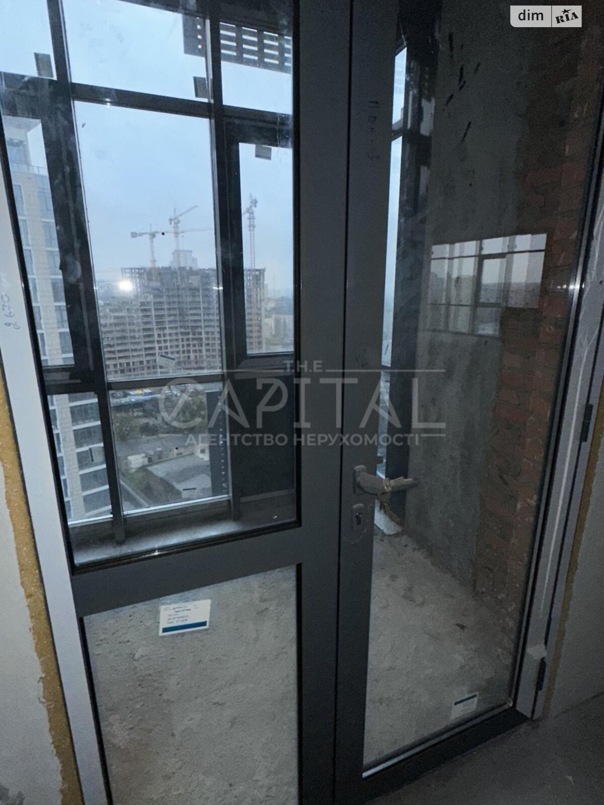 Продаж трикімнатної квартири в Києві, на вул. Андрія Верхогляда 19Б, фото 1 Продаж трикімнатної квартири в Києві, на вул. Андрія Верхогляда 19Б, фото 1