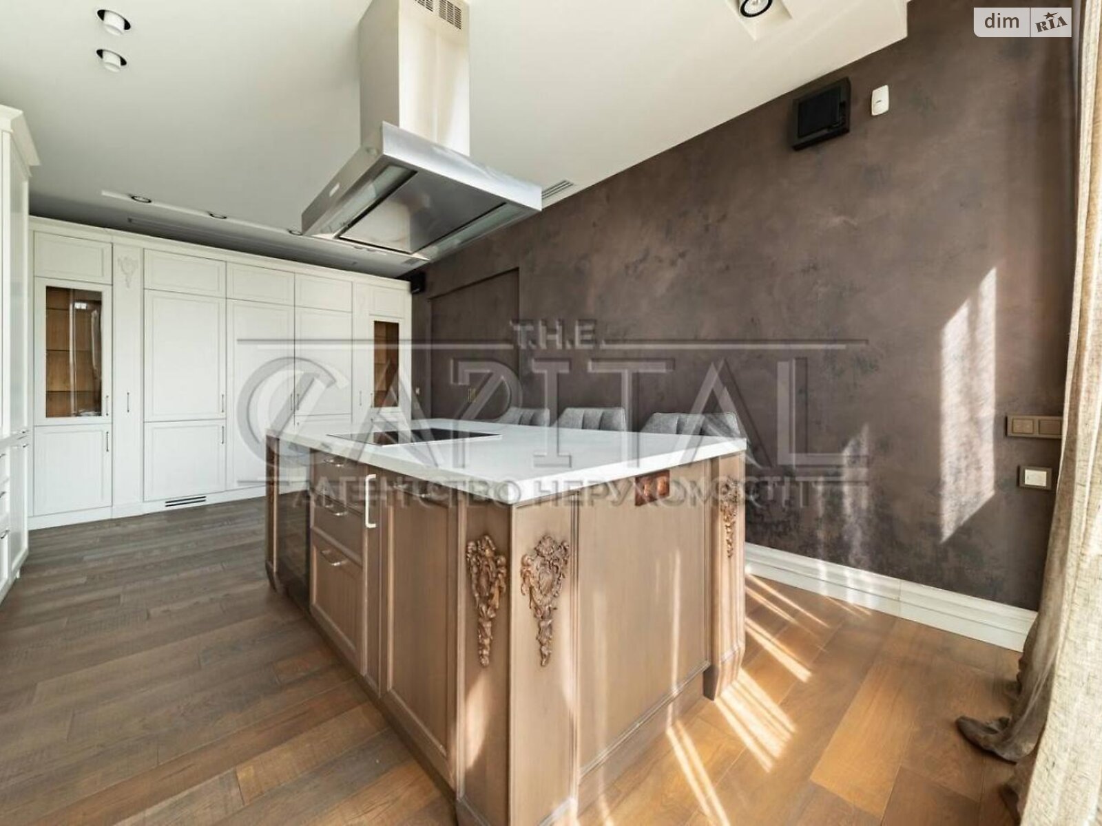 Продажа шестикомнатной квартиры в Киеве, на ул. Андрея Верхогляда 12, фото 1 Продажа шестикомнатной квартиры в Киеве, на ул. Андрея Верхогляда 12, фото 1