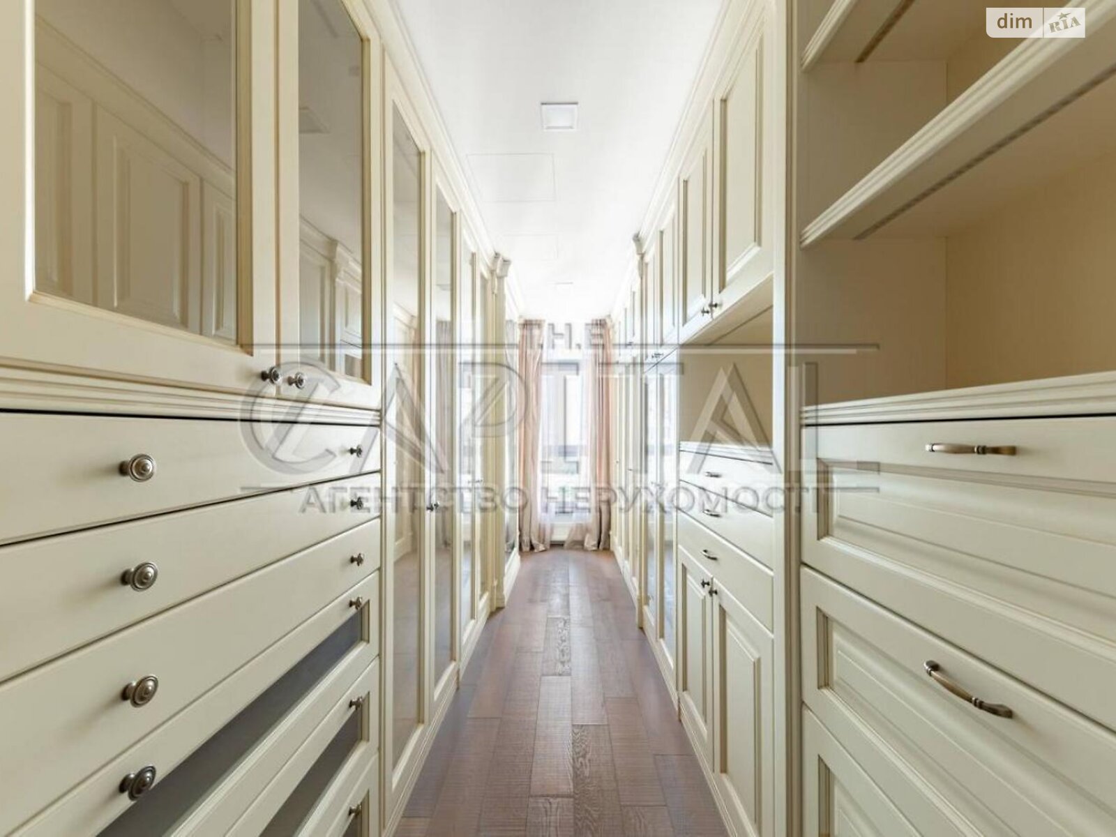 Продажа шестикомнатной квартиры в Киеве, на ул. Андрея Верхогляда 12, фото 1 Продажа шестикомнатной квартиры в Киеве, на ул. Андрея Верхогляда 12, фото 1