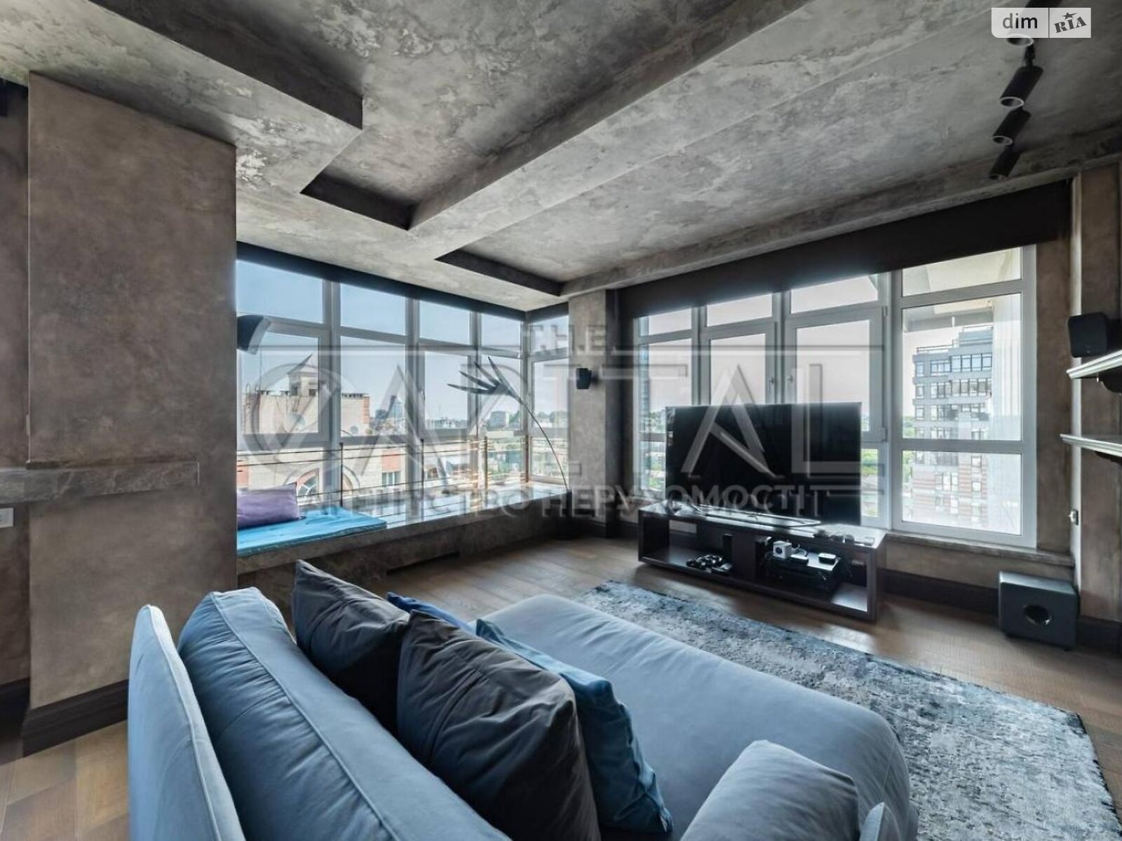 Продажа шестикомнатной квартиры в Киеве, на ул. Андрея Верхогляда 12, фото 1 Продажа шестикомнатной квартиры в Киеве, на ул. Андрея Верхогляда 12, фото 1