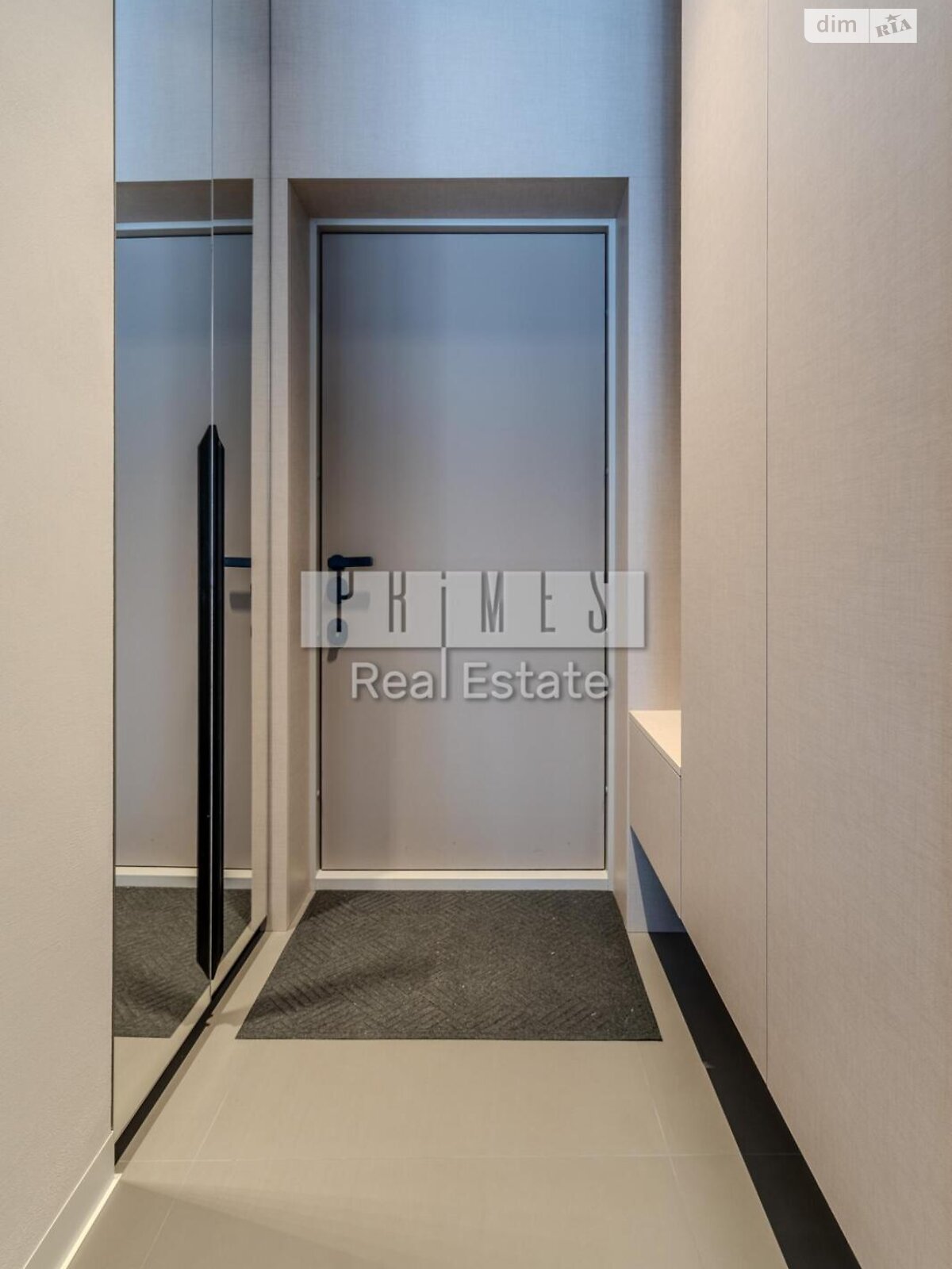 Продаж трикімнатної квартири в Києві, на вул. Андрія Верхогляда 15Б, фото 1