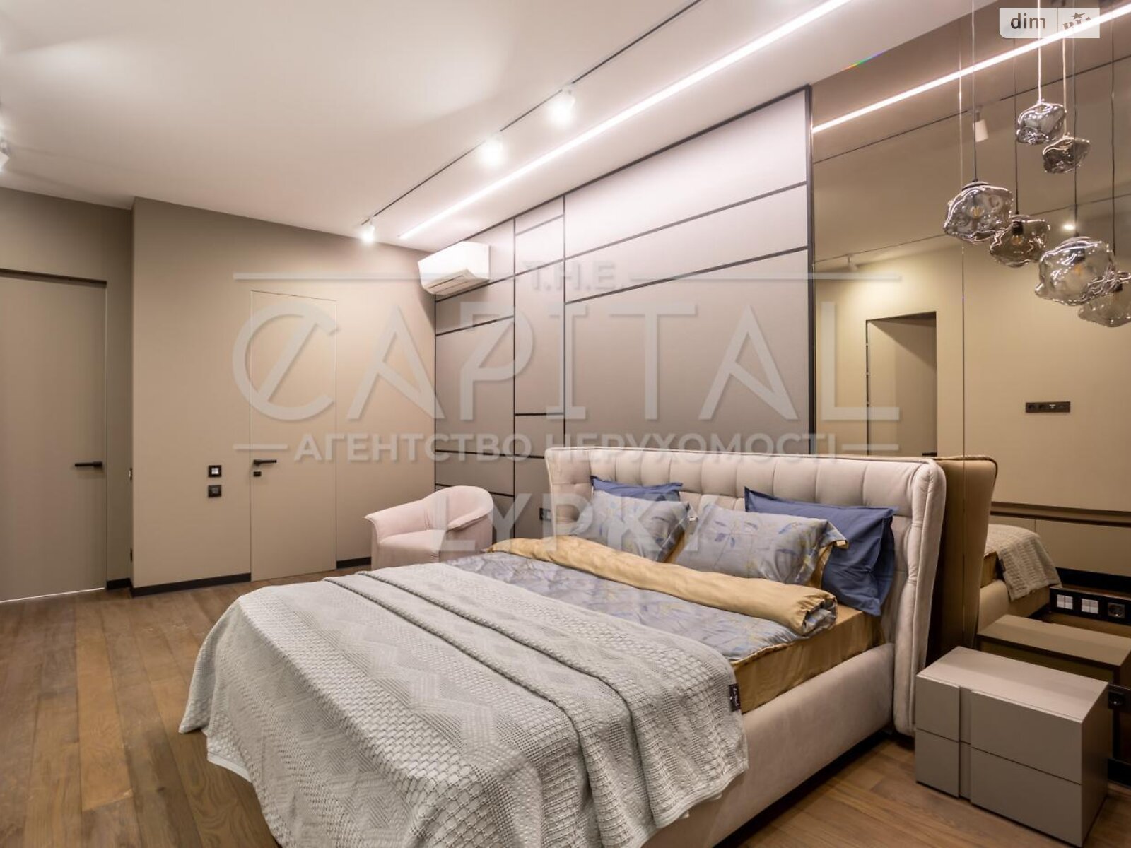 Продажа трехкомнатной квартиры в Киеве, на ул. Андрея Верхогляда 17, фото 1