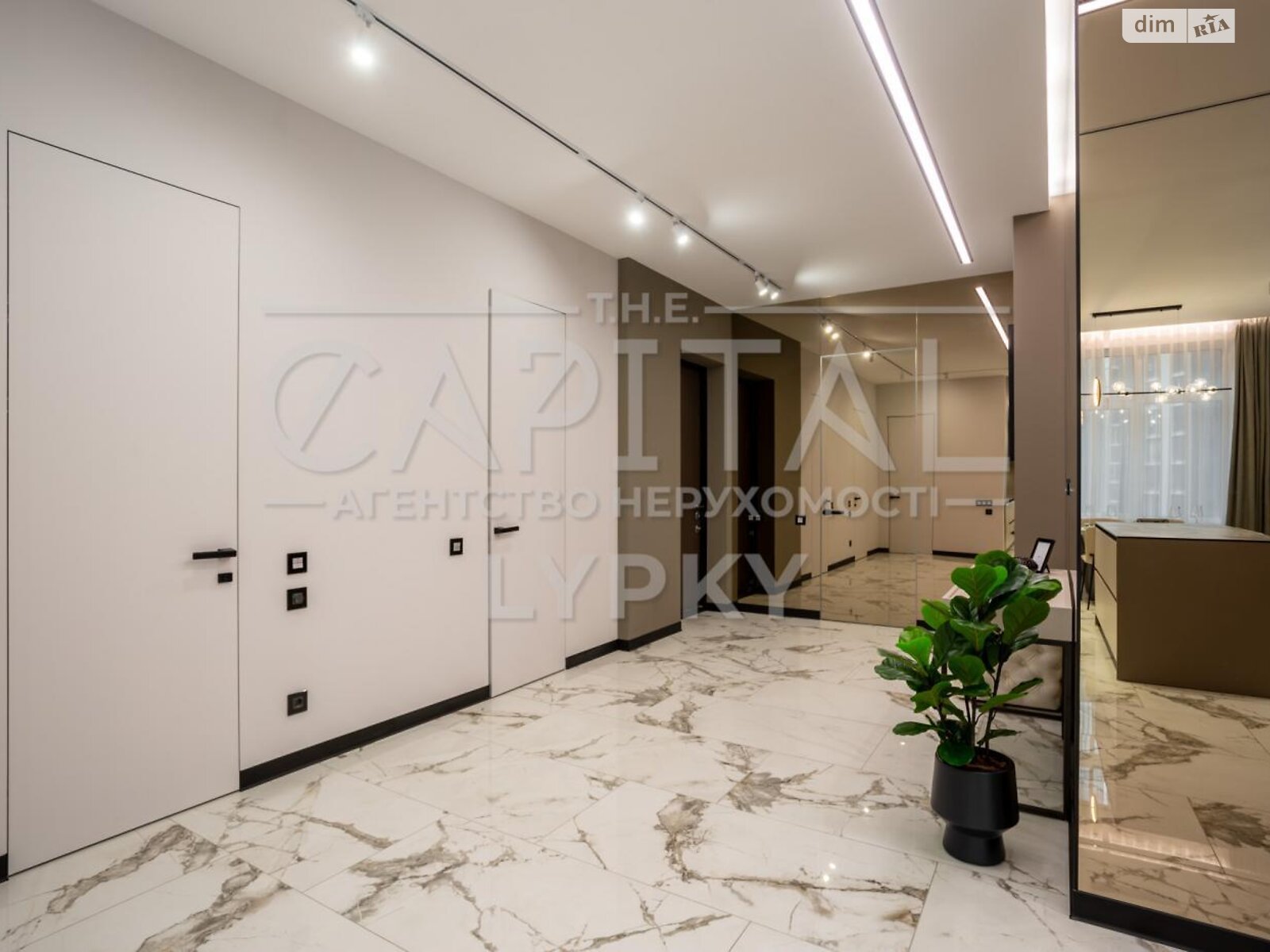 Продажа трехкомнатной квартиры в Киеве, на ул. Андрея Верхогляда 17, фото 1