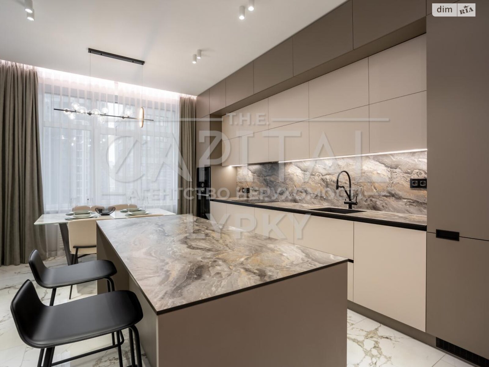 Продажа трехкомнатной квартиры в Киеве, на ул. Андрея Верхогляда 17, фото 1