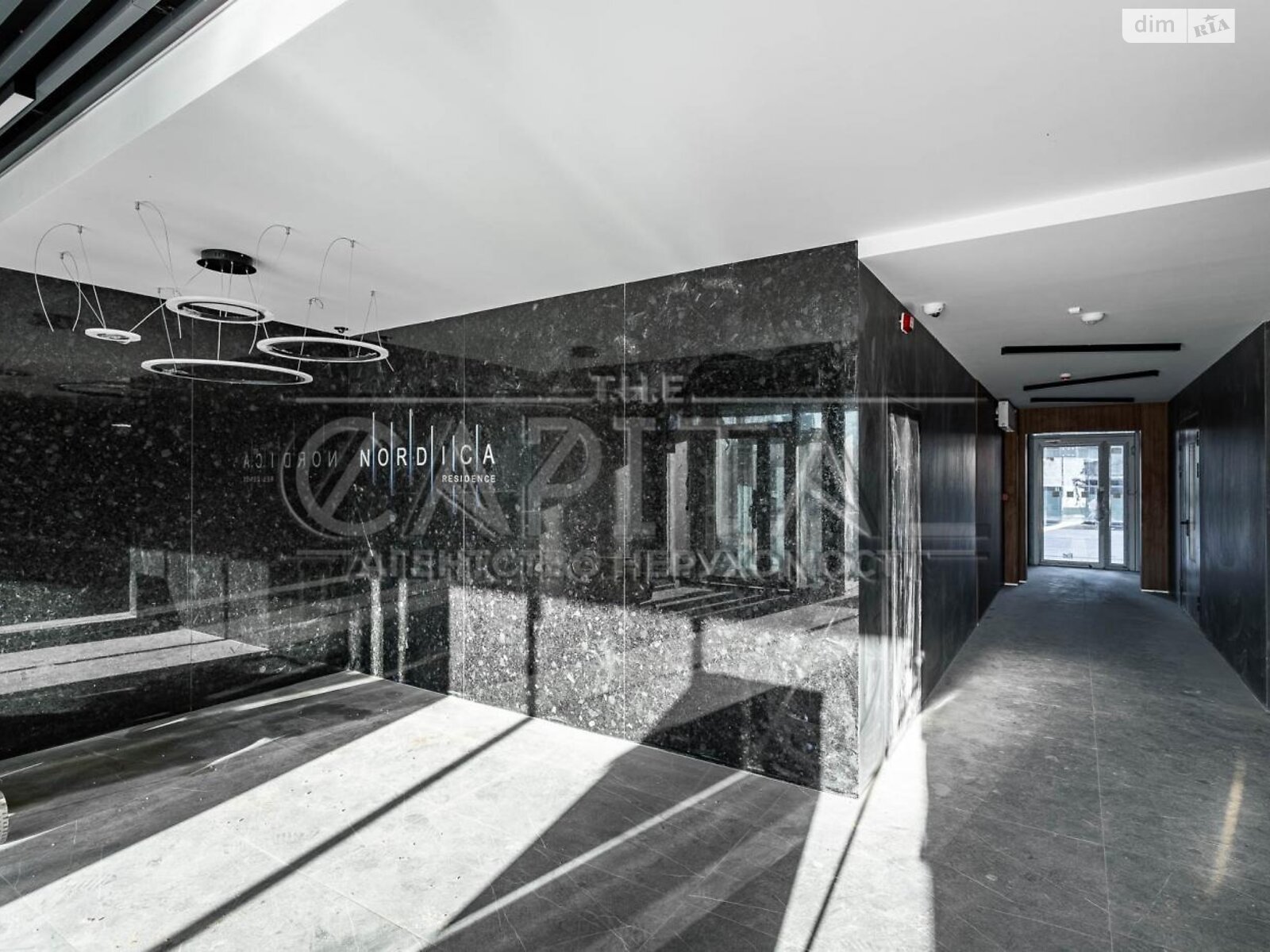 Продаж двокімнатної квартири в Києві, на вул. Андрія Верхогляда 30, фото 1