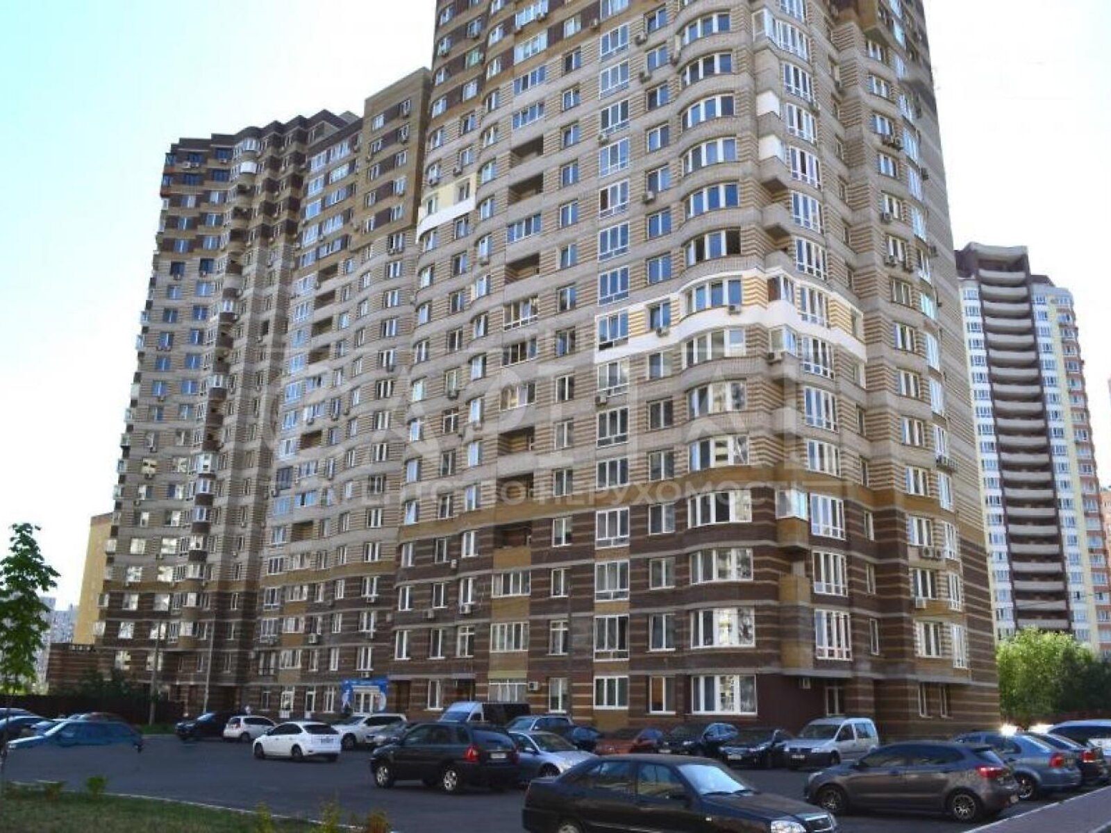 Продажа двухкомнатной квартиры в Киеве, на ул. Анны Ахматовой 30, фото 1 Продажа двухкомнатной квартиры в Киеве, на ул. Анны Ахматовой 30, фото 1