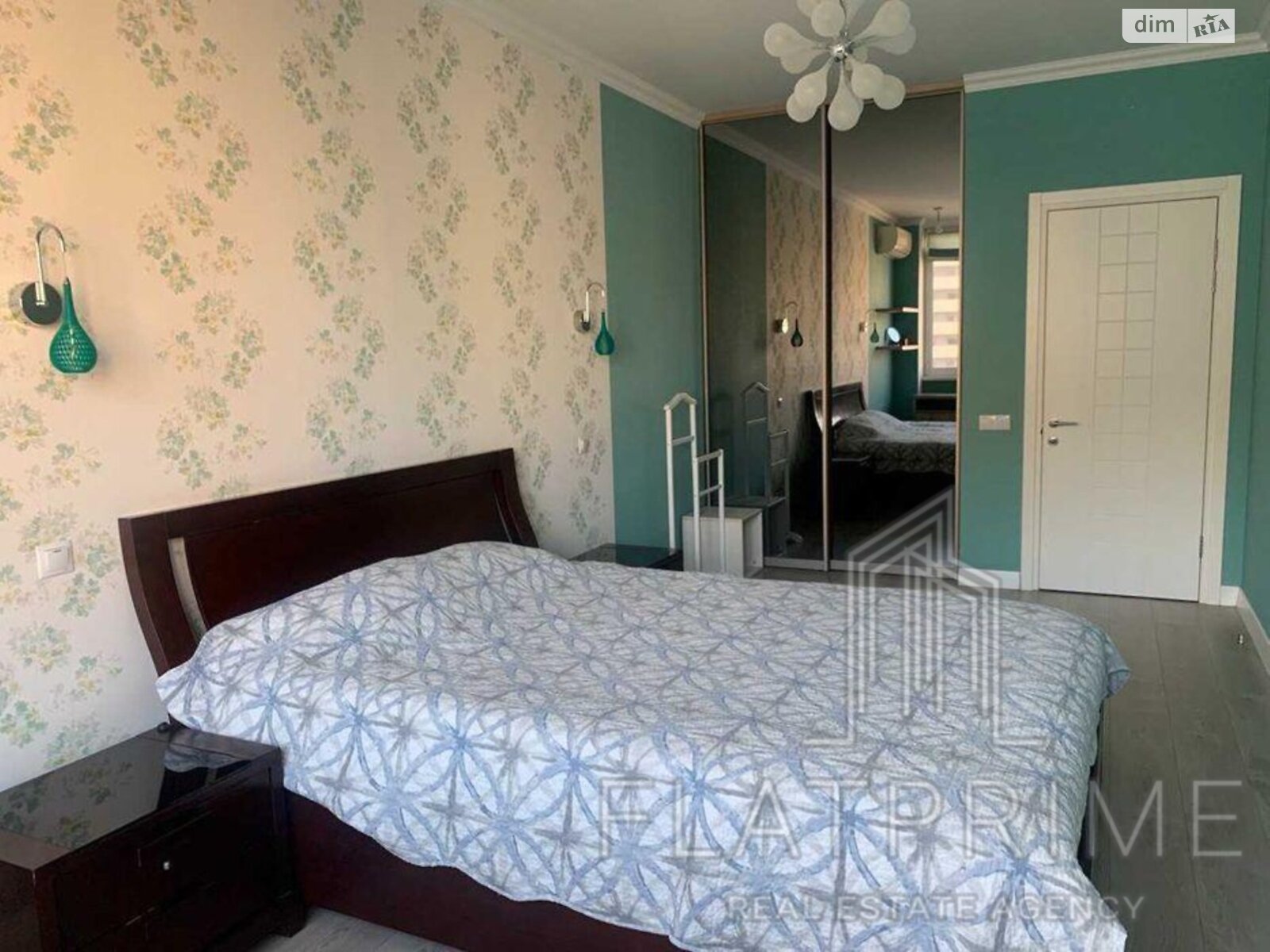 Продажа трехкомнатной квартиры в Киеве, на ул. Анны Ахматовой 30, фото 1