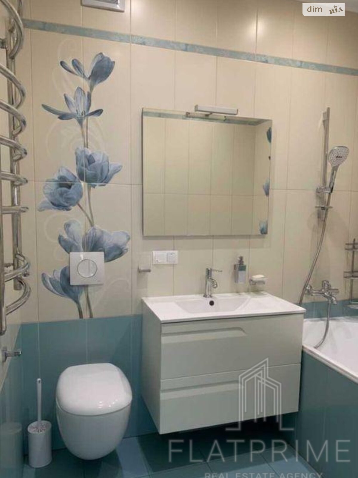 Продажа трехкомнатной квартиры в Киеве, на ул. Анны Ахматовой 30, фото 1