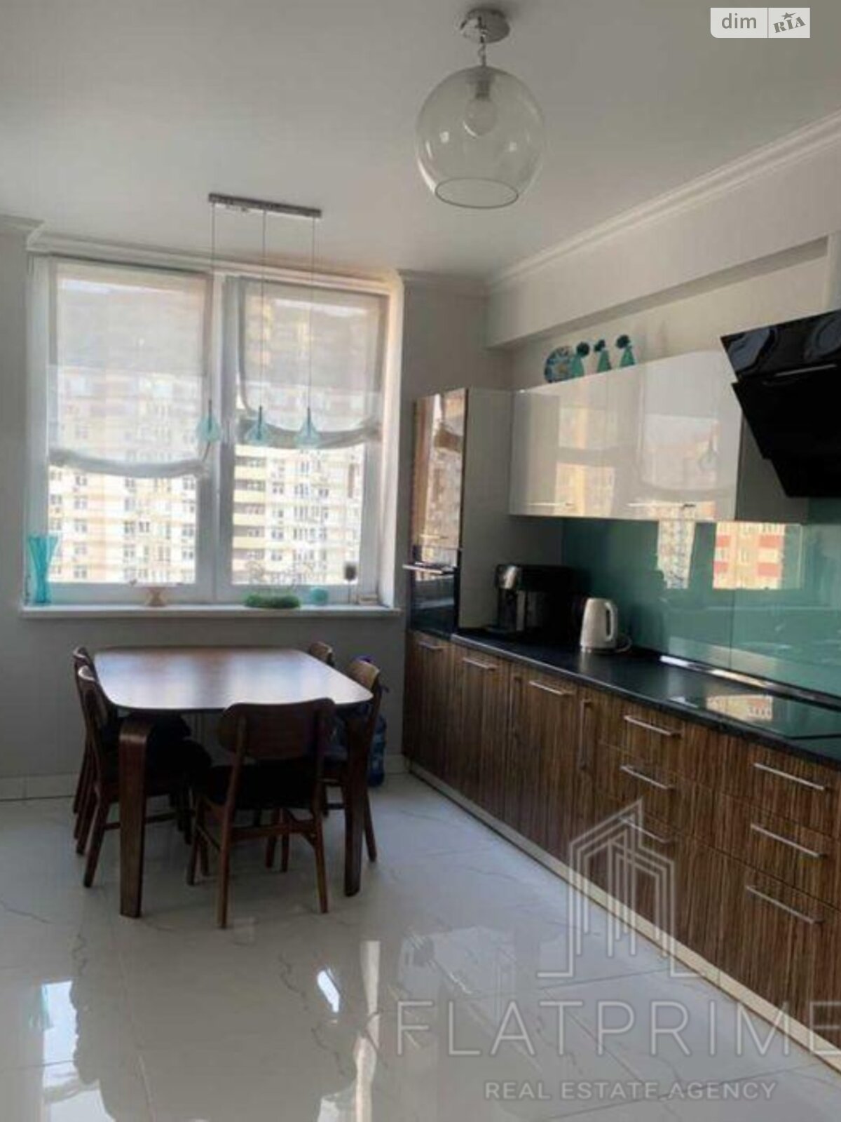 Продажа трехкомнатной квартиры в Киеве, на ул. Анны Ахматовой 30, фото 1