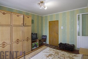 Продаж трикімнатної квартири в Києві, на вул. Ірпінська 62А, район Борщагівка фото 2