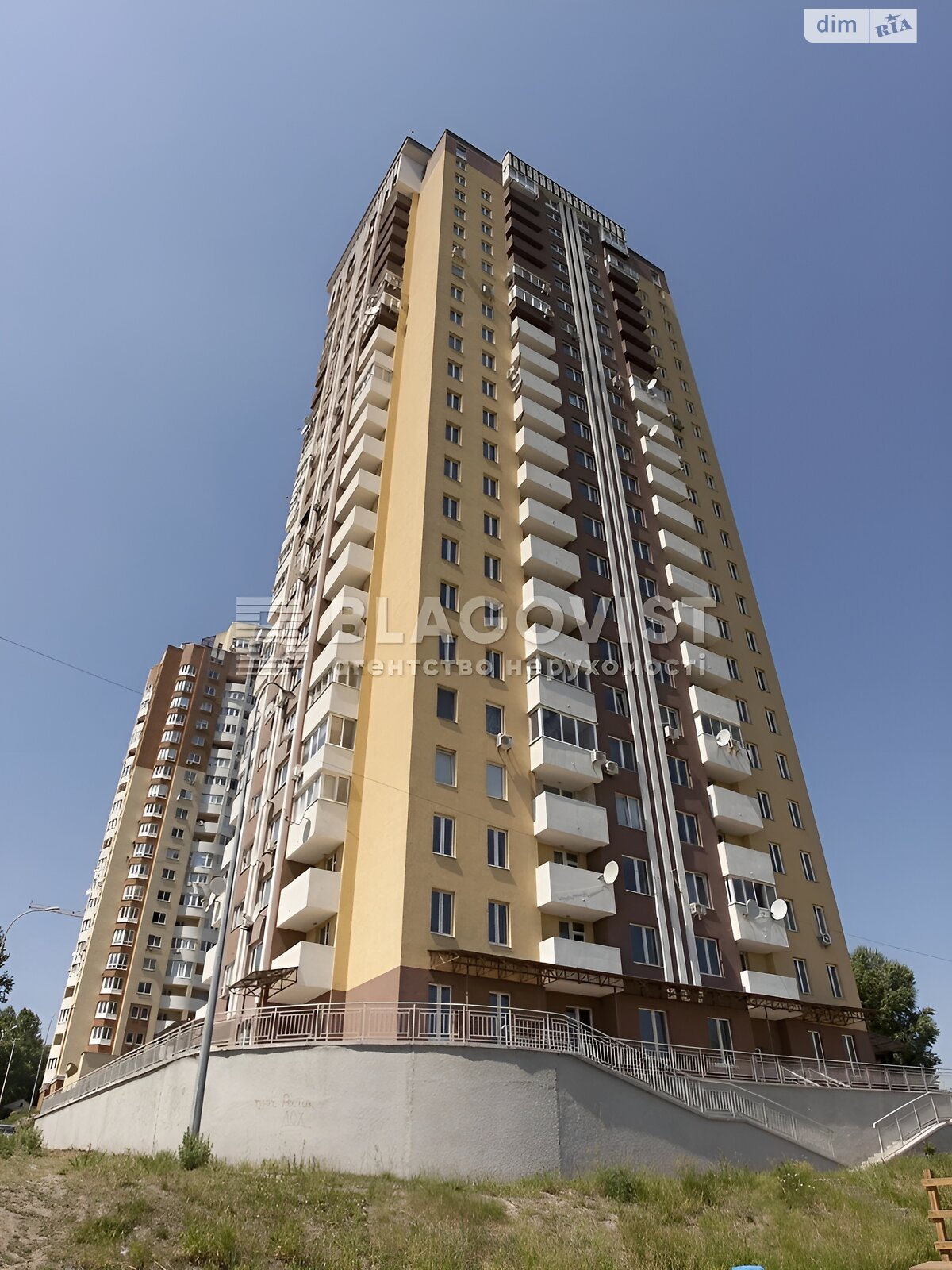 Продаж двокімнатної квартири в Києві, на вул. Левітана 3, район Багринова гора фото 1 Продаж двокімнатної квартири в Києві, на вул. Левітана 3, район Багринова гора фото 1