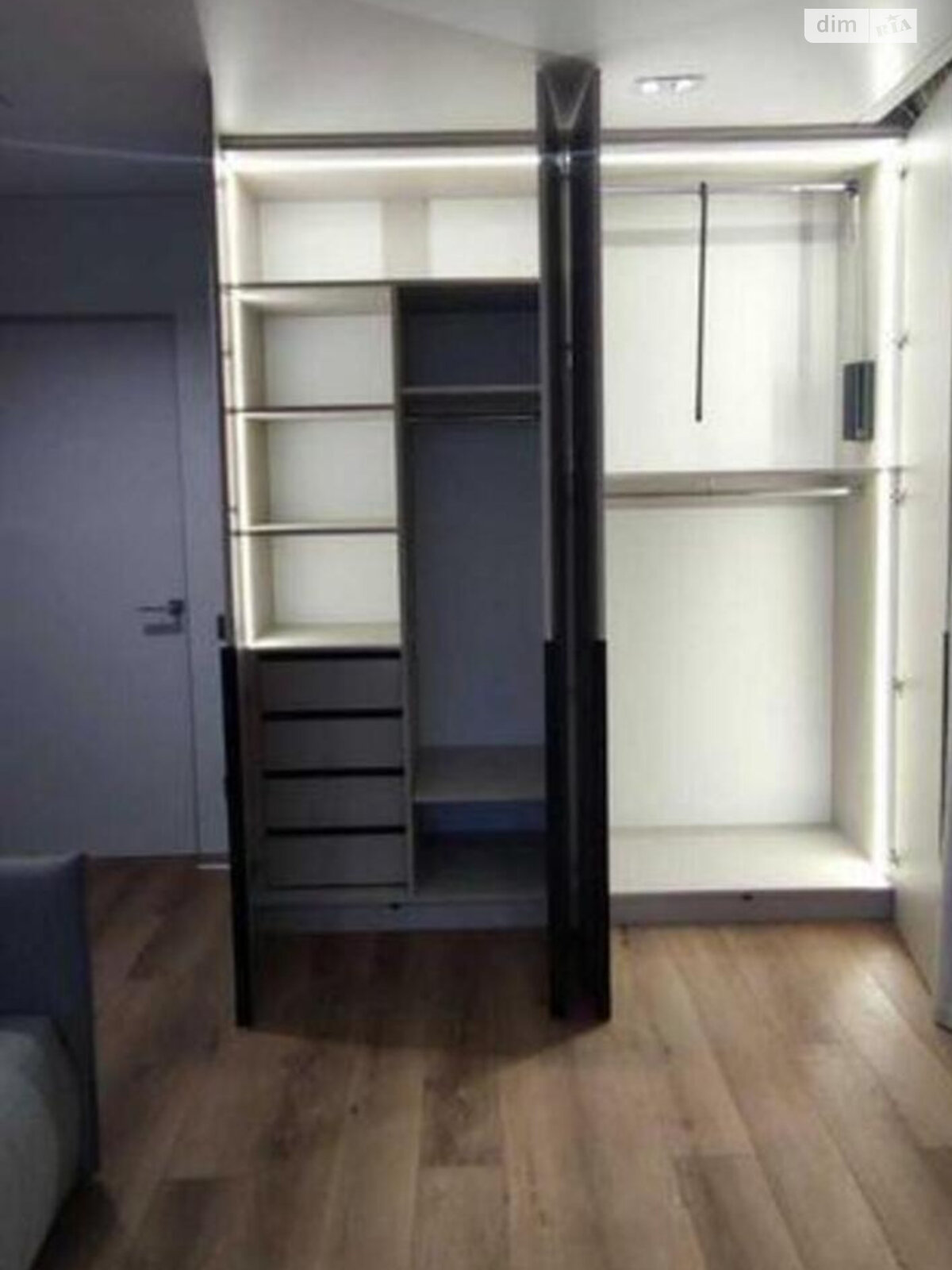 Продажа двухкомнатной квартиры в Киеве, на пер. Лысогорский 20, район Багриновая гора фото 1 Продажа двухкомнатной квартиры в Киеве, на пер. Лысогорский 20, район Багриновая гора фото 1
