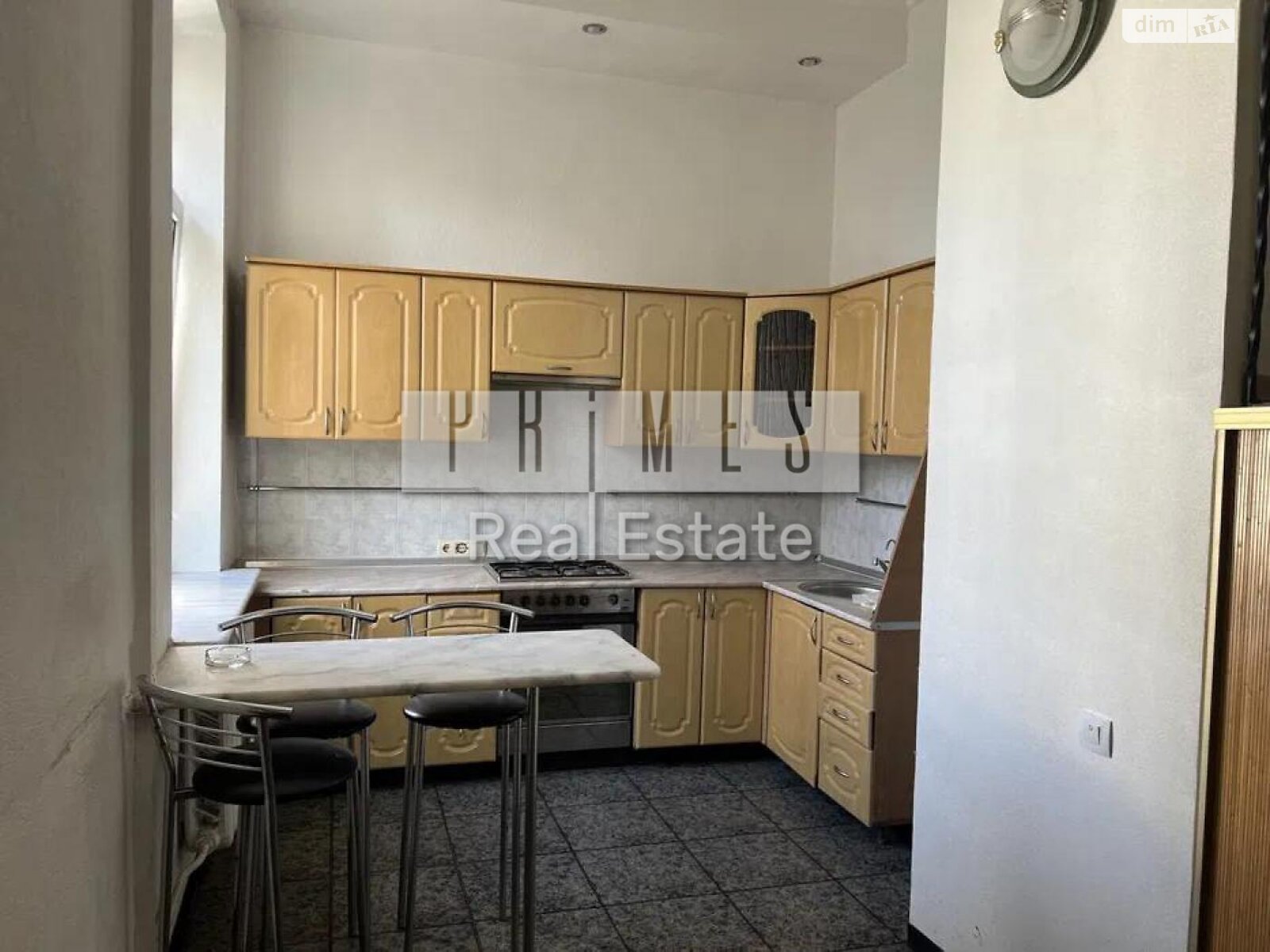 Продажа трехкомнатной квартиры в Киеве, на ул. Бассейная 12, фото 1 Продажа трехкомнатной квартиры в Киеве, на ул. Бассейная 12, фото 1