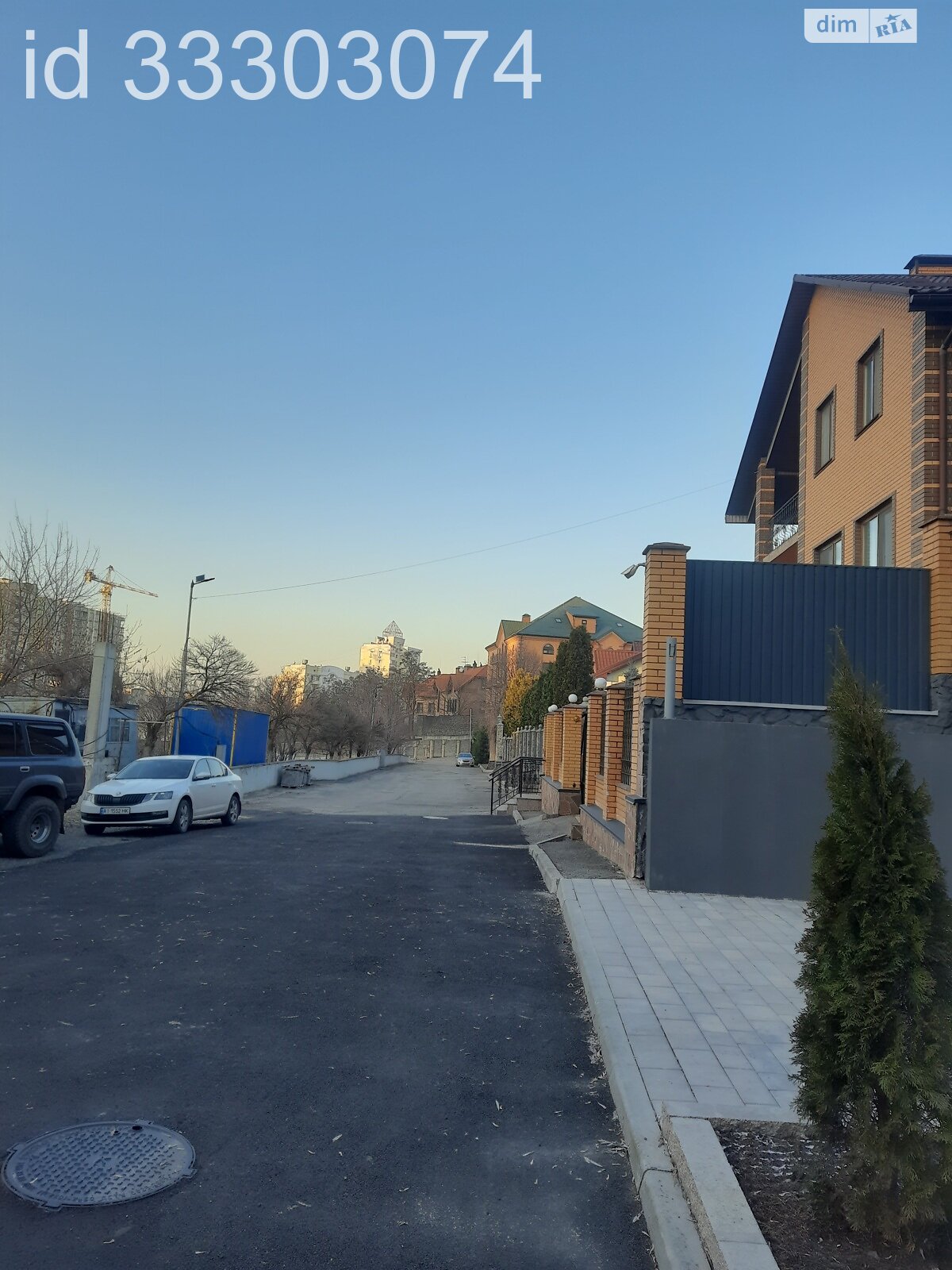 Продаж двокімнатної квартири в Києві, на пров. Кучмин Яр 4, район Батиєва Гора фото 1 Продаж двокімнатної квартири в Києві, на пров. Кучмин Яр 4, район Батиєва Гора фото 1