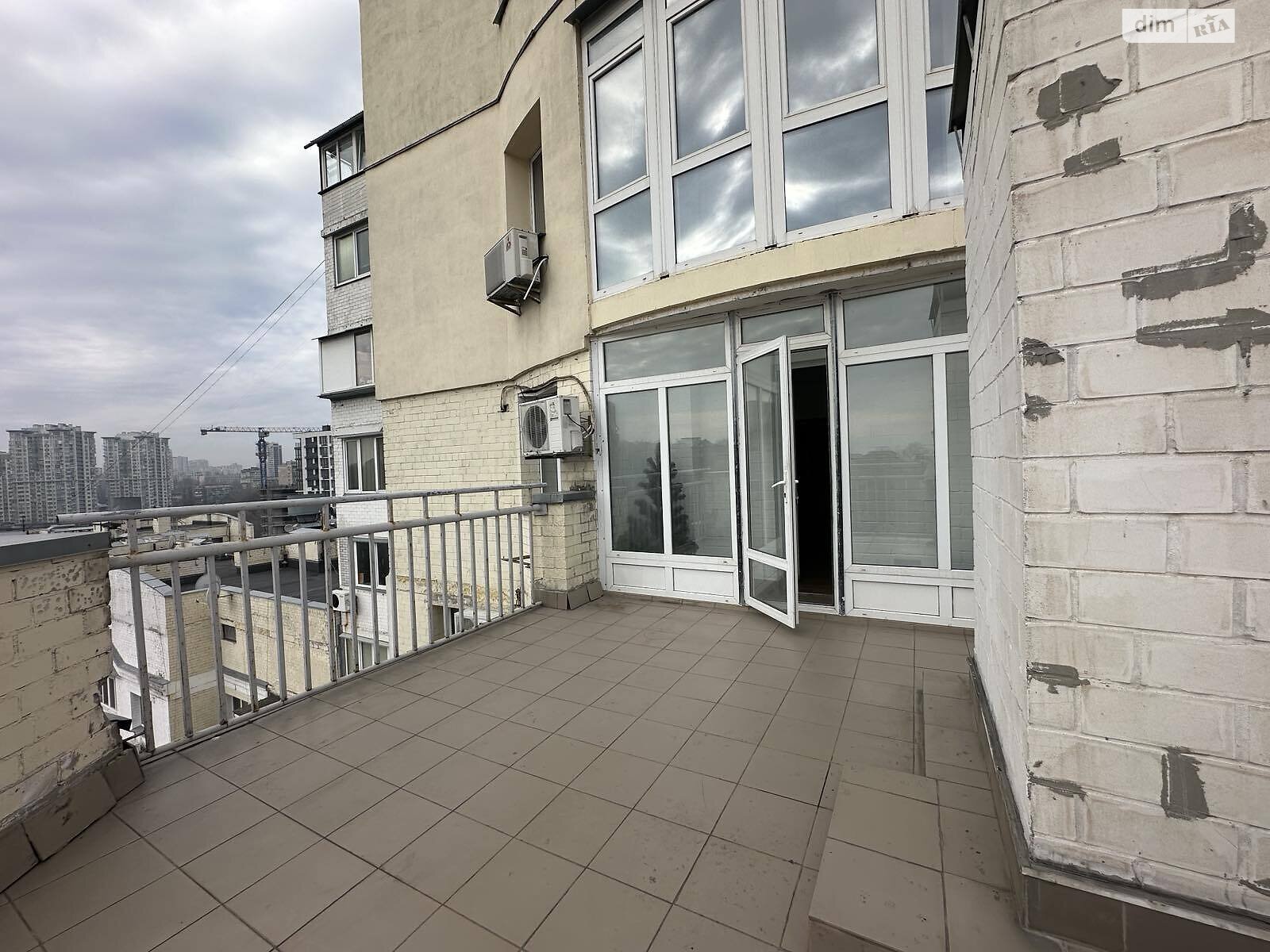 Продажа двухкомнатной квартиры в Киеве, на ул. Мокрая 3, район Батыева Гора фото 1 Продажа двухкомнатной квартиры в Киеве, на ул. Мокрая 3, район Батыева Гора фото 1