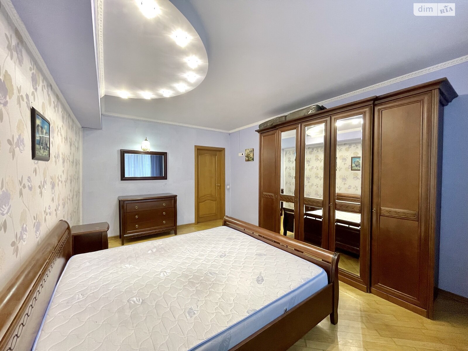 Продаж чотирикімнатної квартири в Києві, на вул. Мокра 3, район Солом'янський фото 1 Продаж чотирикімнатної квартири в Києві, на вул. Мокра 3, район Солом'янський фото 1
