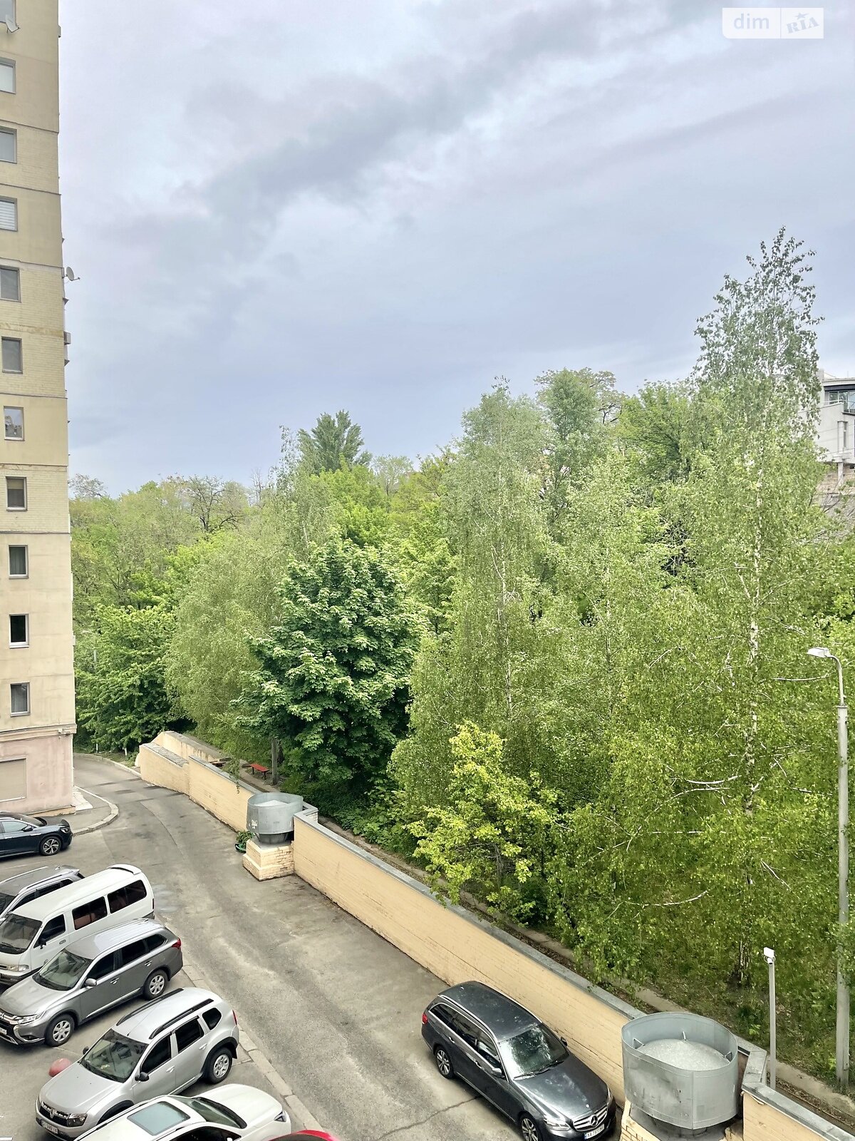Продаж чотирикімнатної квартири в Києві, на вул. Мокра 3, район Солом'янський фото 1 Продаж чотирикімнатної квартири в Києві, на вул. Мокра 3, район Солом'янський фото 1