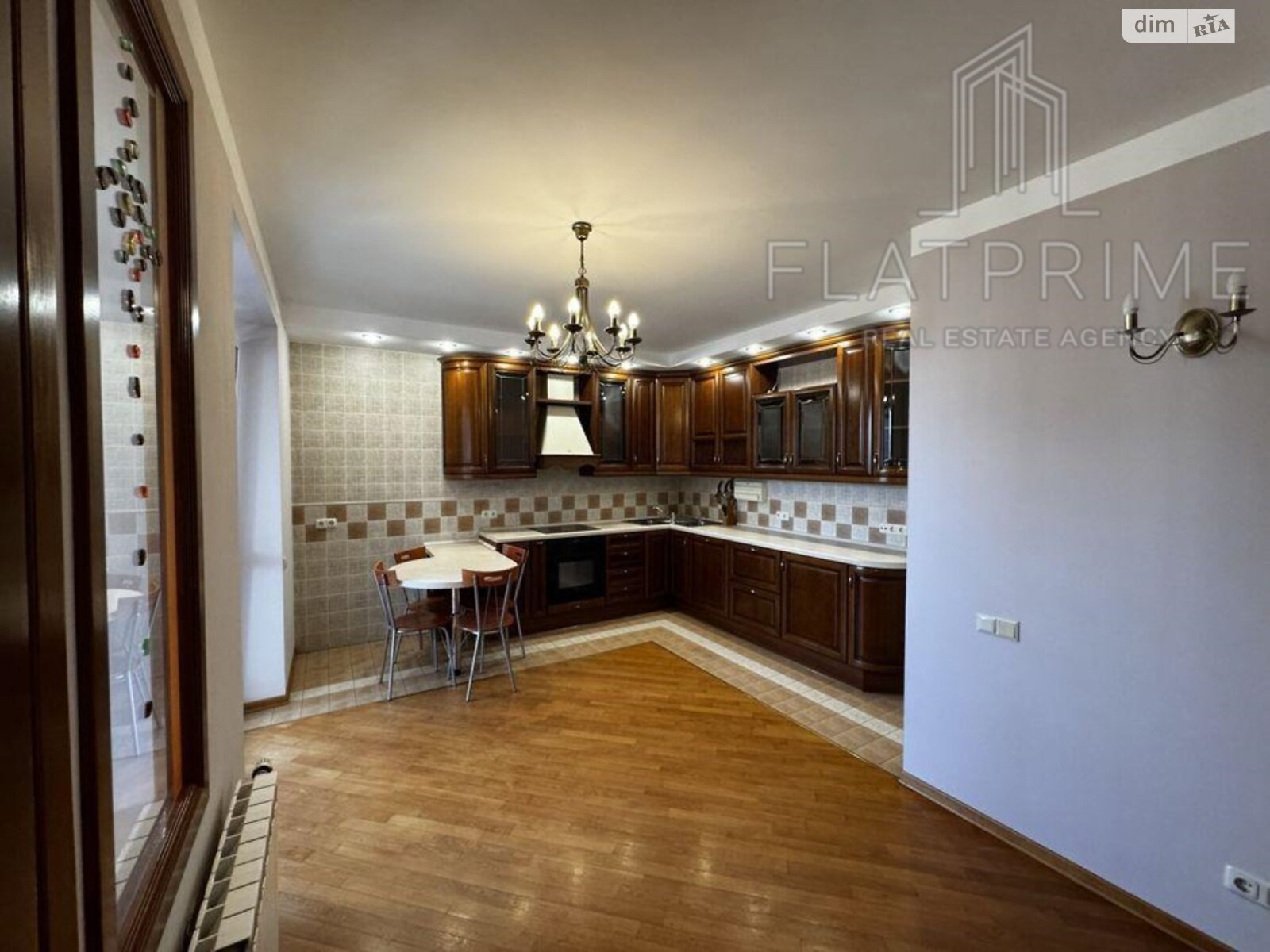 Продаж чотирикімнатної квартири в Києві, на вул. Мокра 3, район Батиєва Гора фото 1 Продаж чотирикімнатної квартири в Києві, на вул. Мокра 3, район Батиєва Гора фото 1