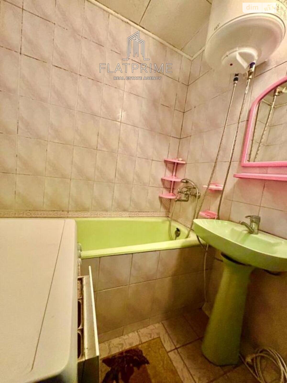 Продажа трехкомнатной квартиры в Киеве, на ул. Мокрая 7, район Батыева Гора фото 1