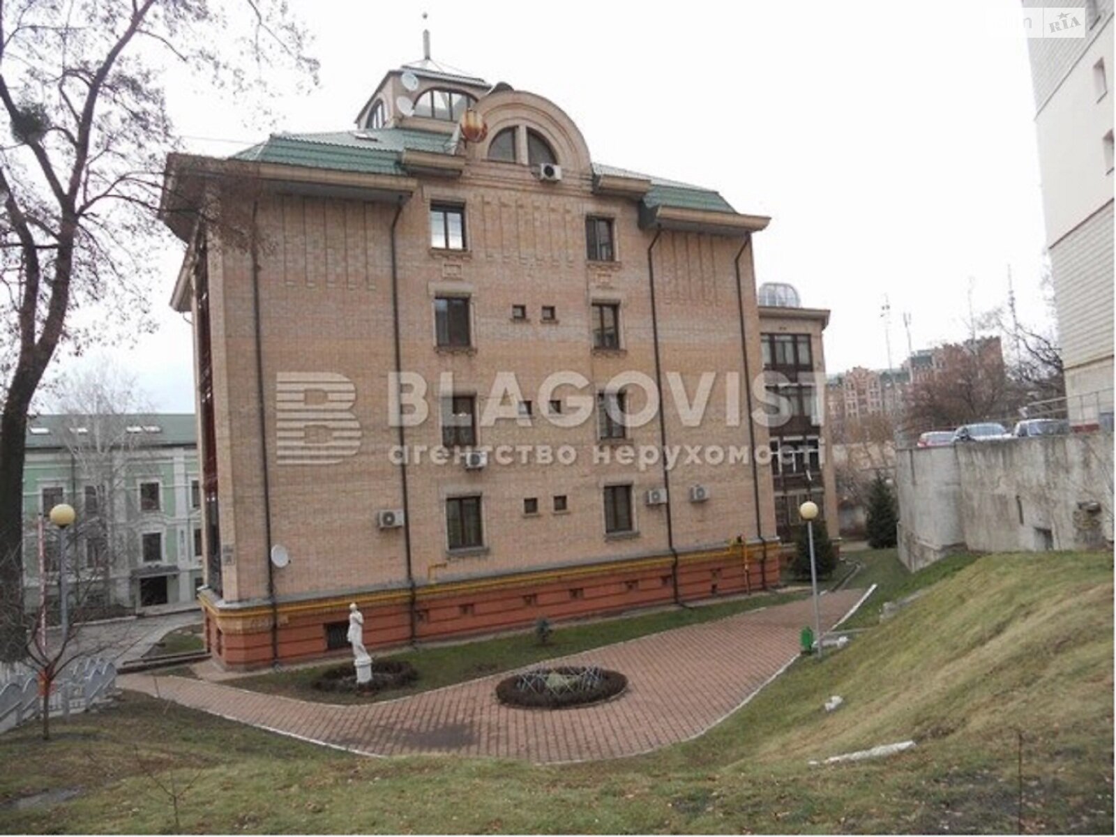 Продаж трикімнатної квартири в Києві, на пров. Бехтерєвський 14, фото 1 Продаж трикімнатної квартири в Києві, на пров. Бехтерєвський 14, фото 1